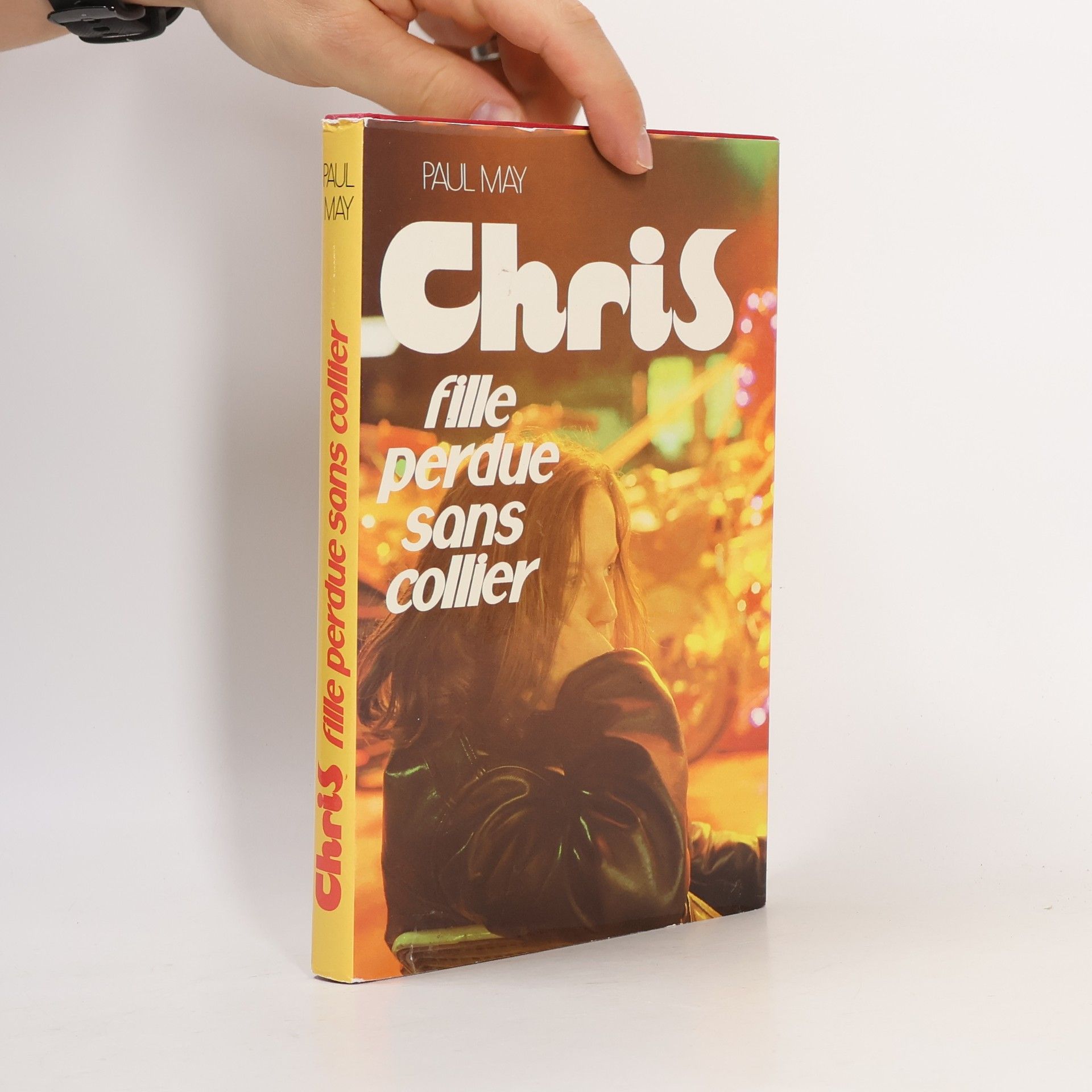 Chris, fille perdue sans collier
