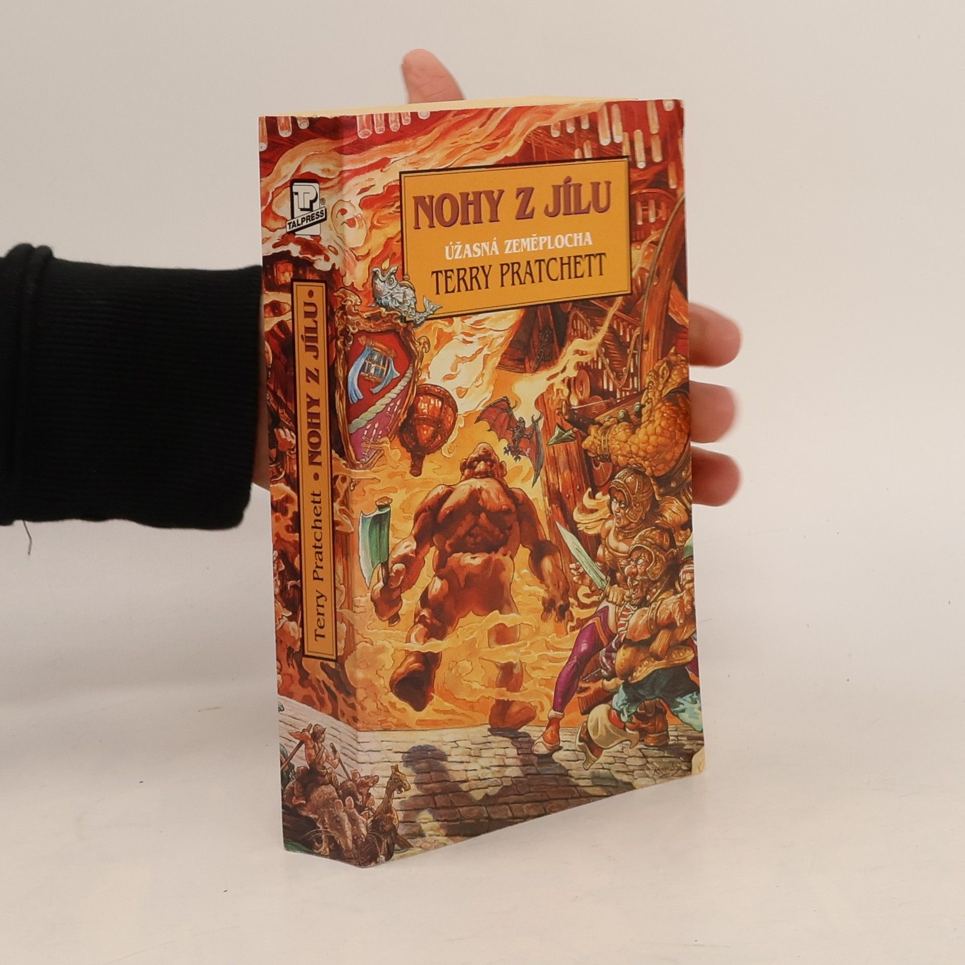 Terry Pratchett Nohy z jílu