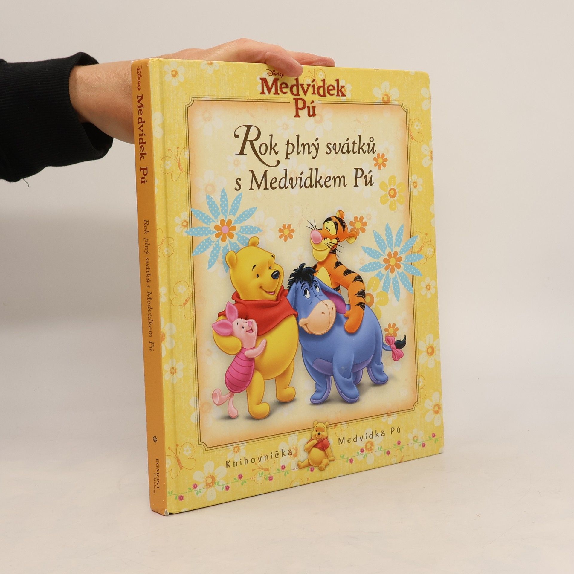 Rok plný svátků s Medvídkem Pú