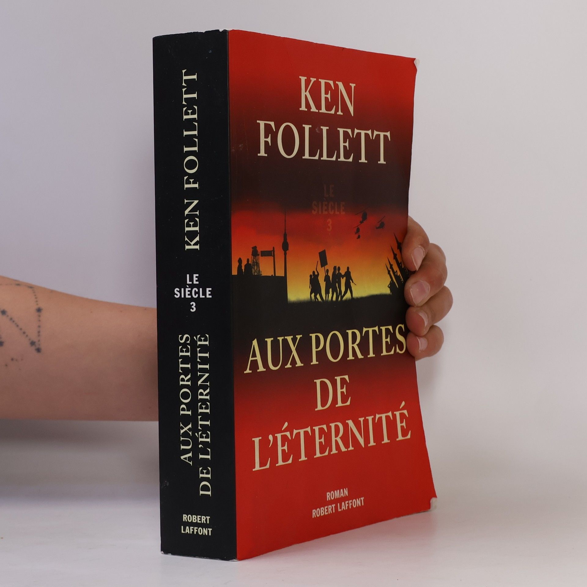 Ken Follett Aux portes de l'éternité