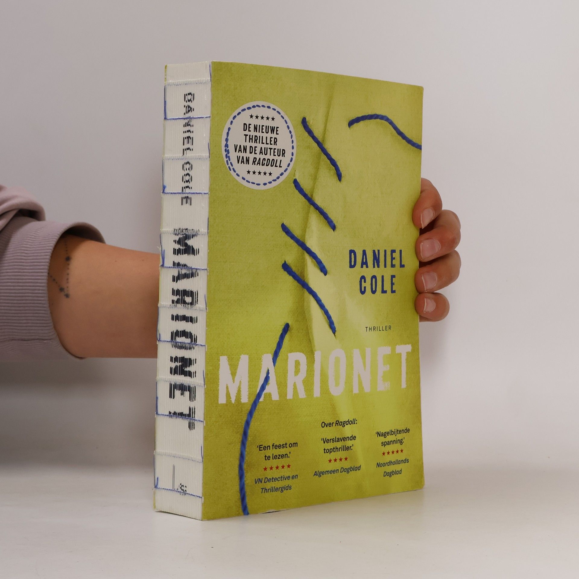 Daniel Cole Marionet