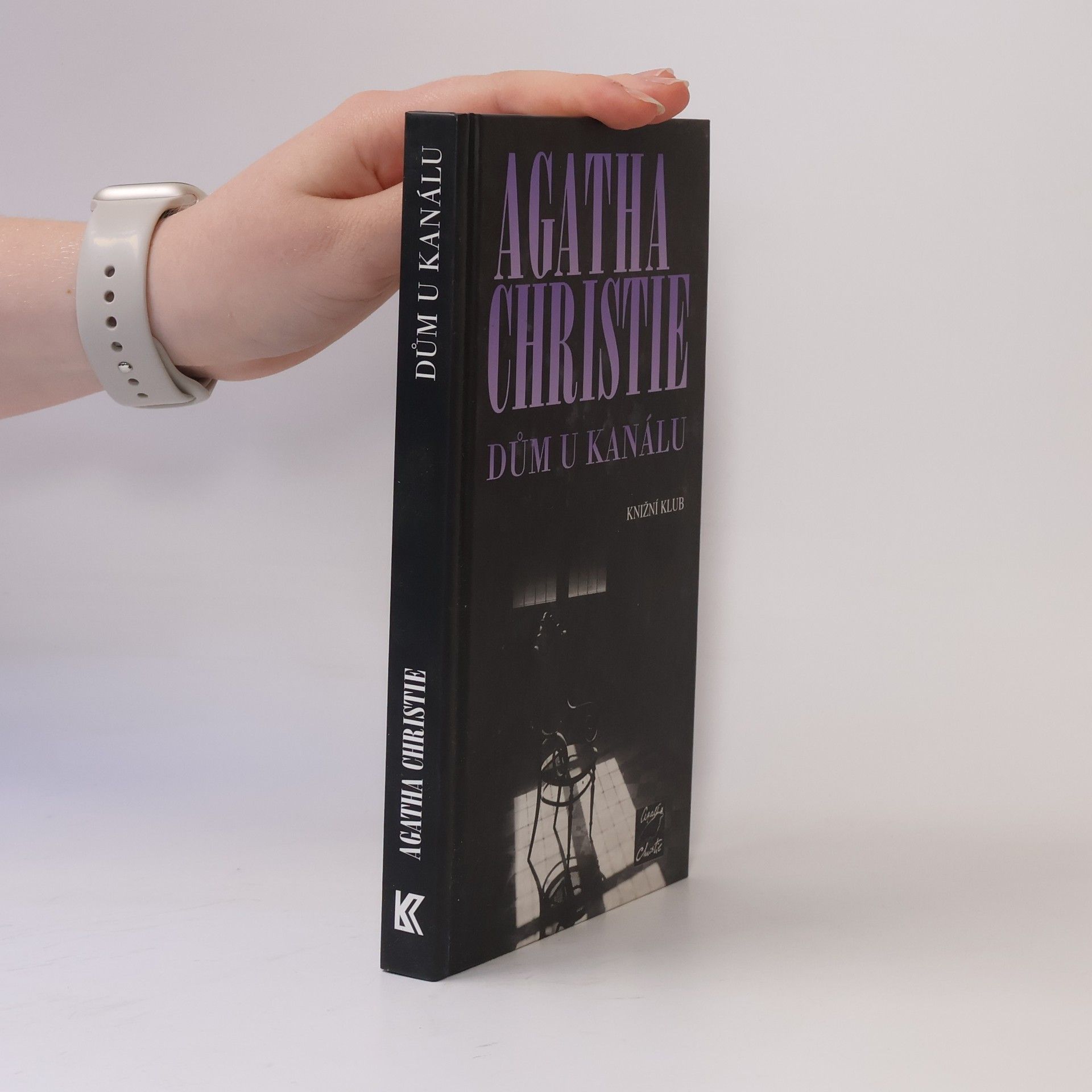 Agatha Christie Dům u kanálu