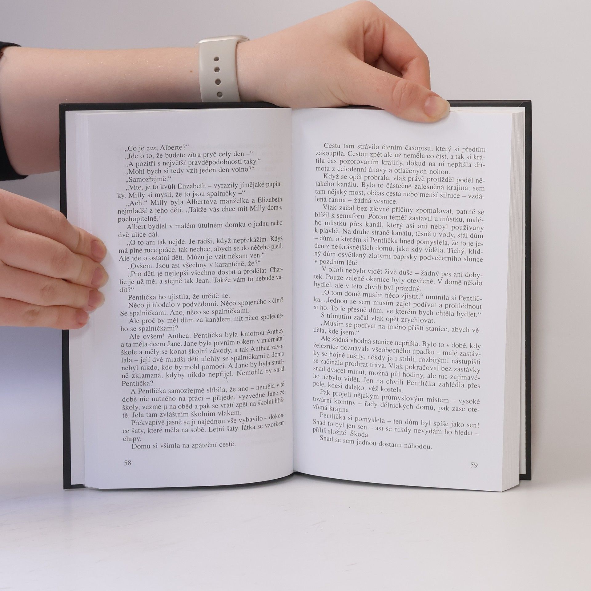 Agatha Christie Dům u kanálu