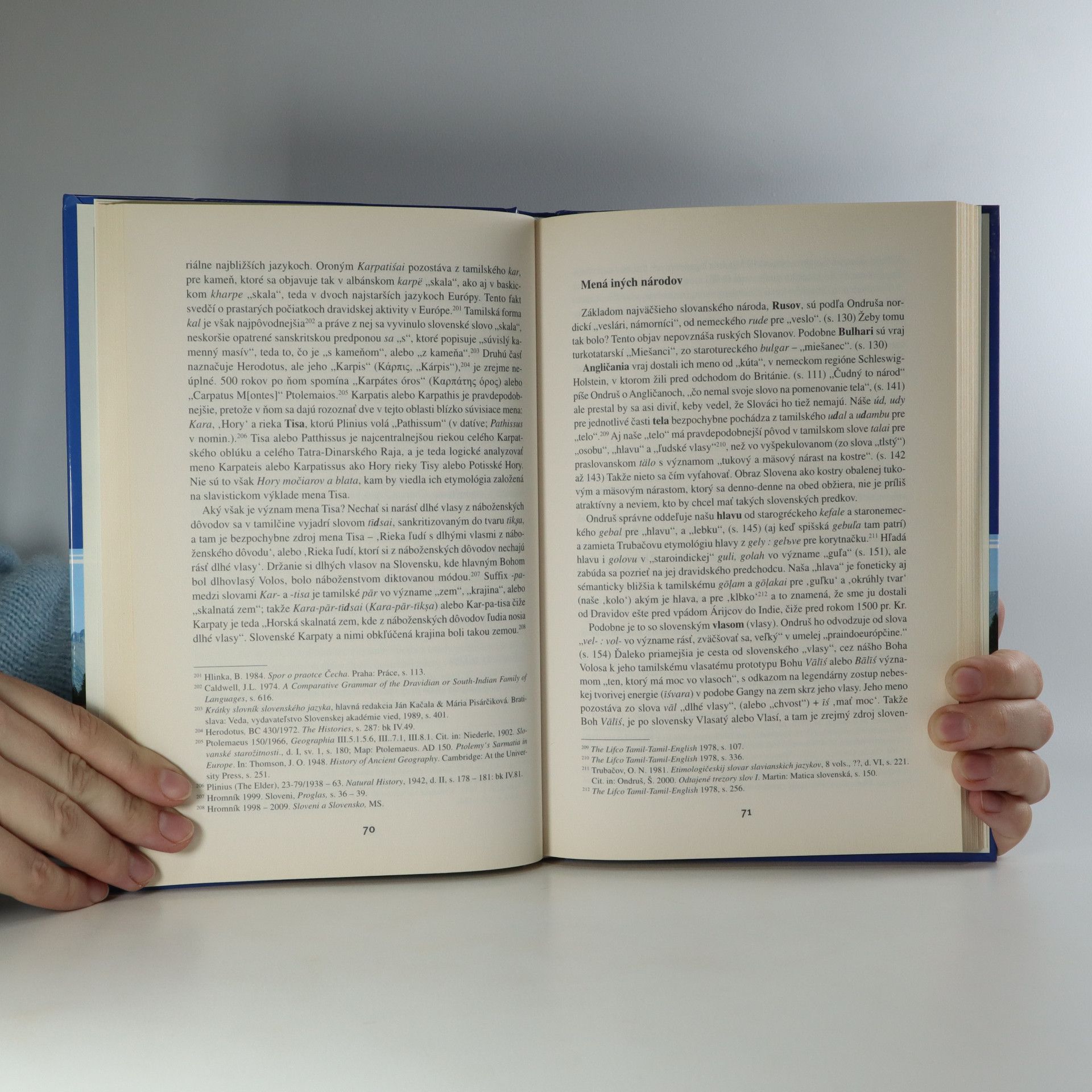 Cyril A. Hromník Sloveni/ Slováci, kde sú vaše korene