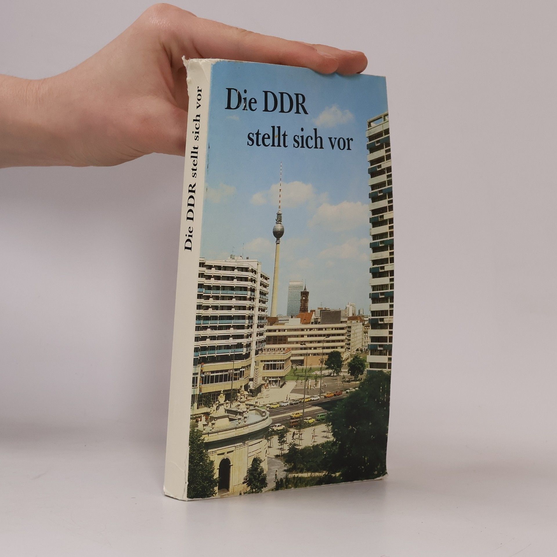 Kolektív autorov Die DDR stellt sich vor