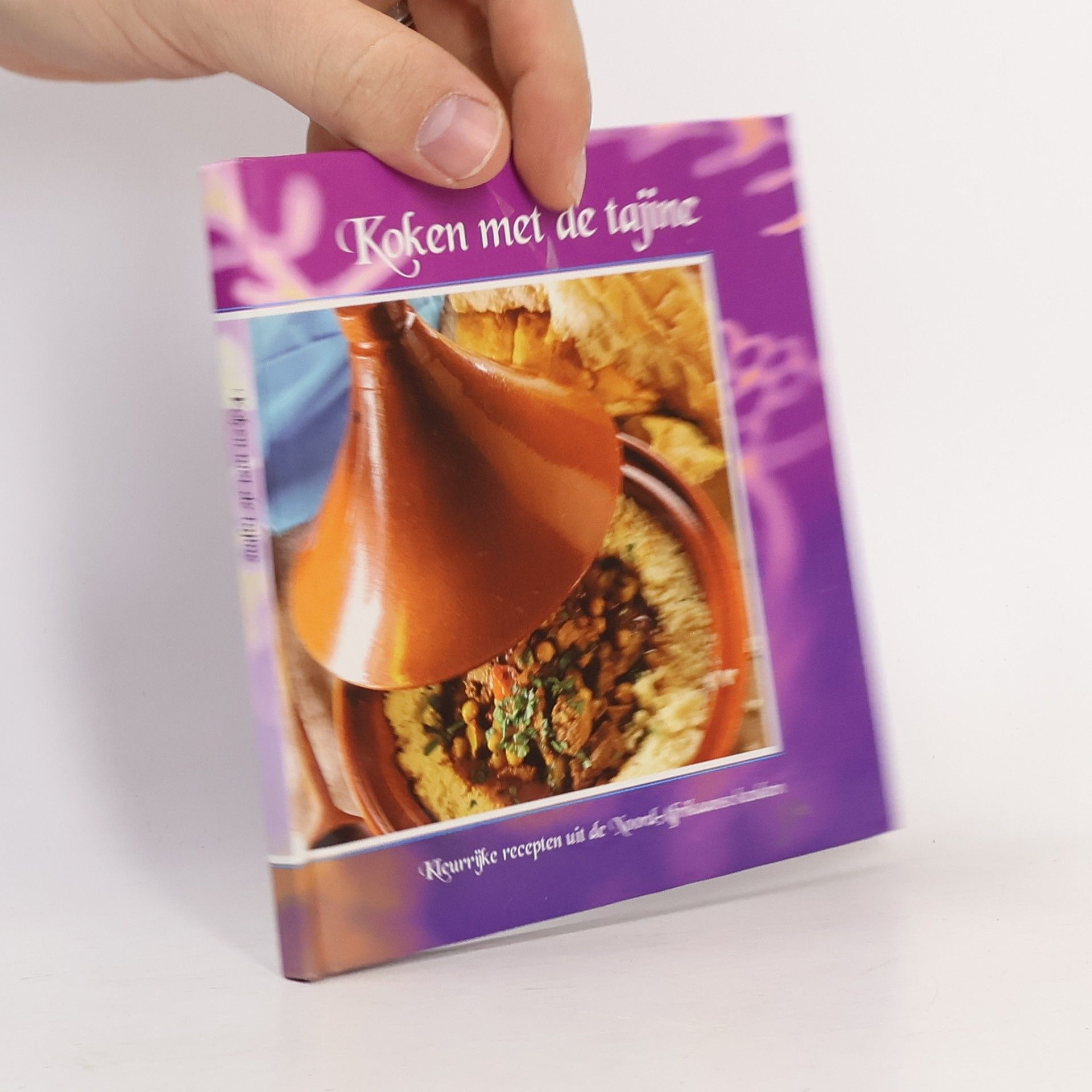 Leo M. Mierlo Koken met de tajine