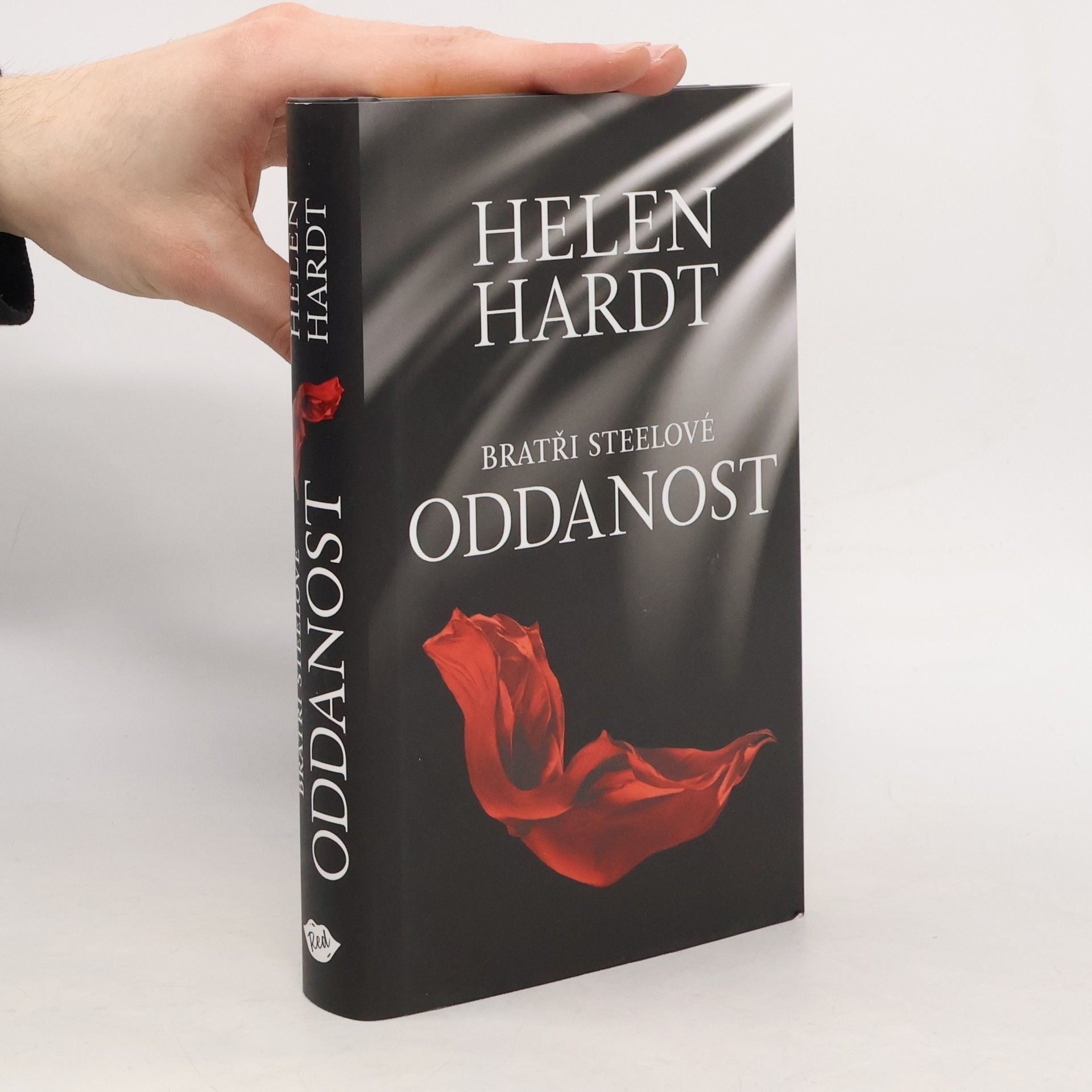 Helen Hardt Bratři Steelové. Oddanost