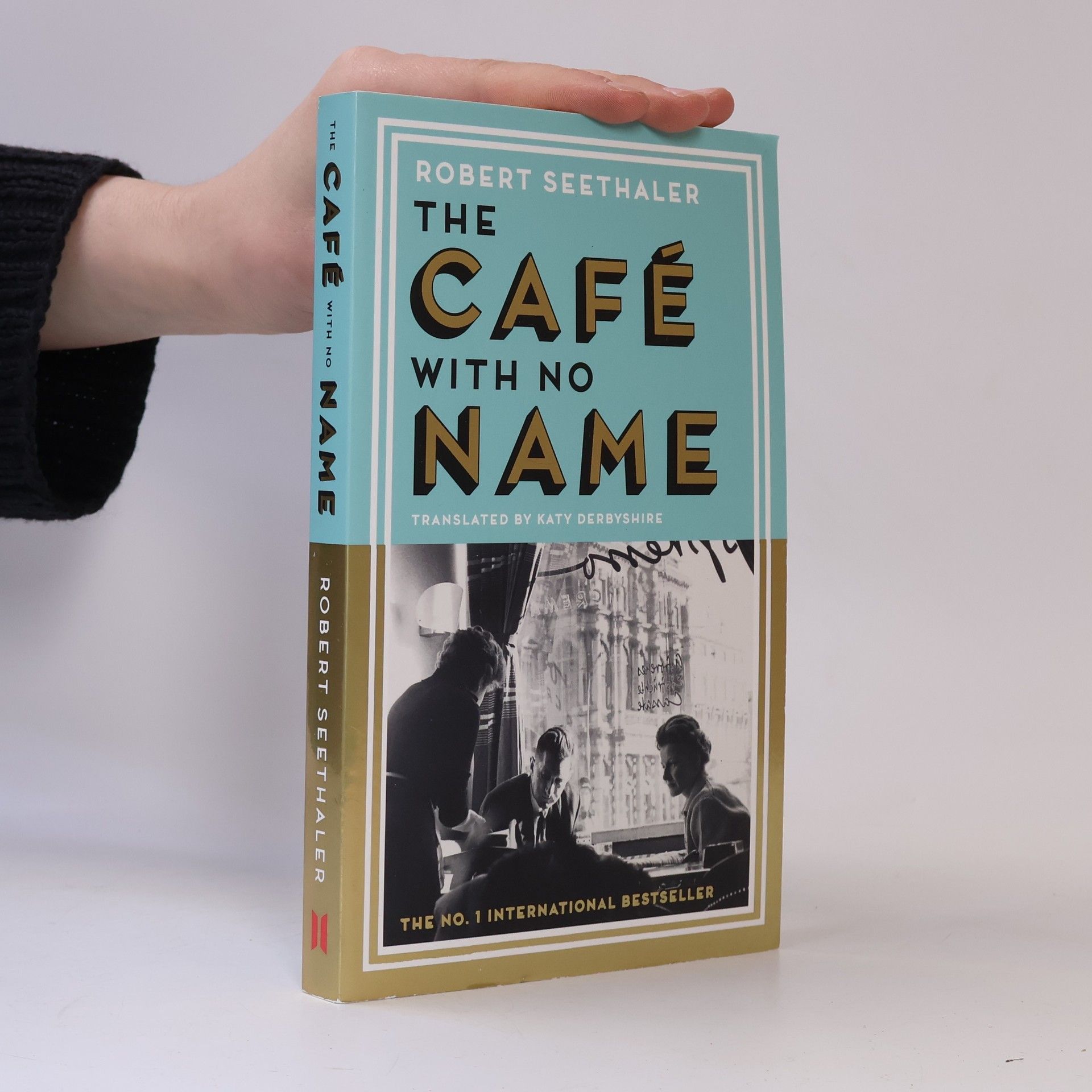 The Café with No Name