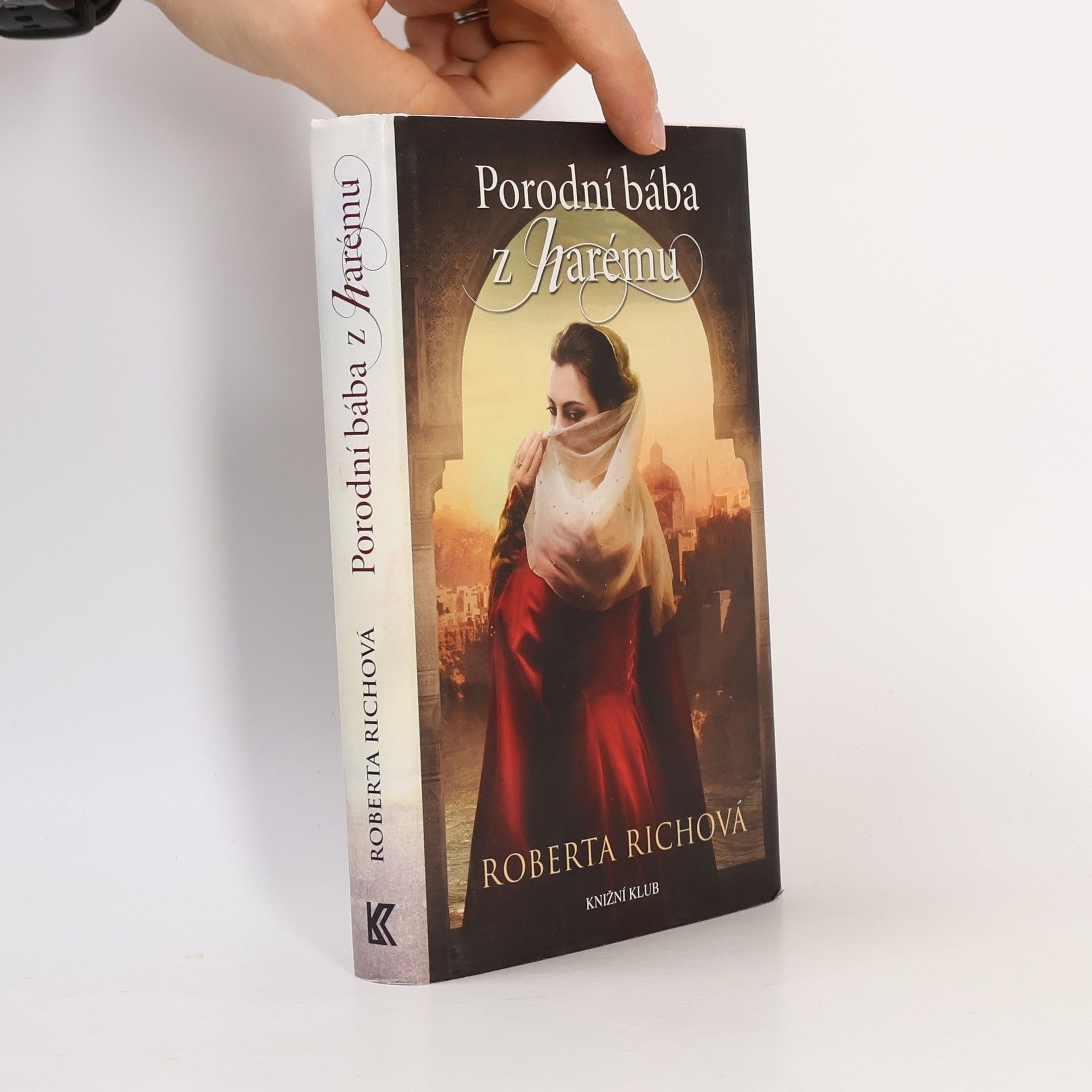 Roberta Rich Porodní bába z harému