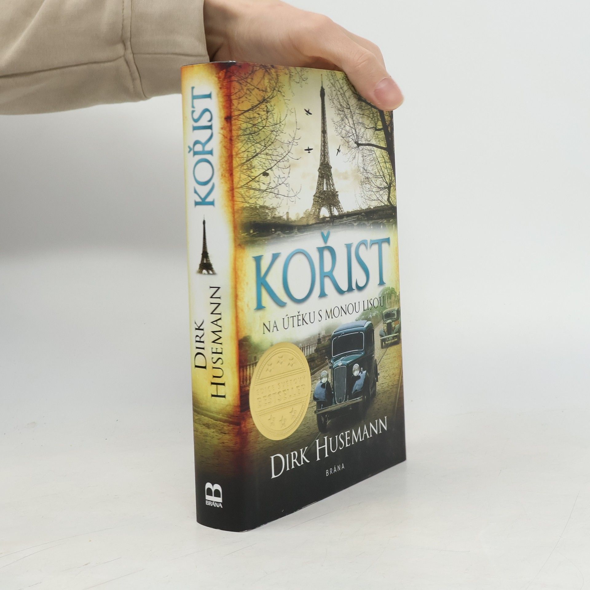 Dirk Husemann Kořist : na útěku s Monou Lisou