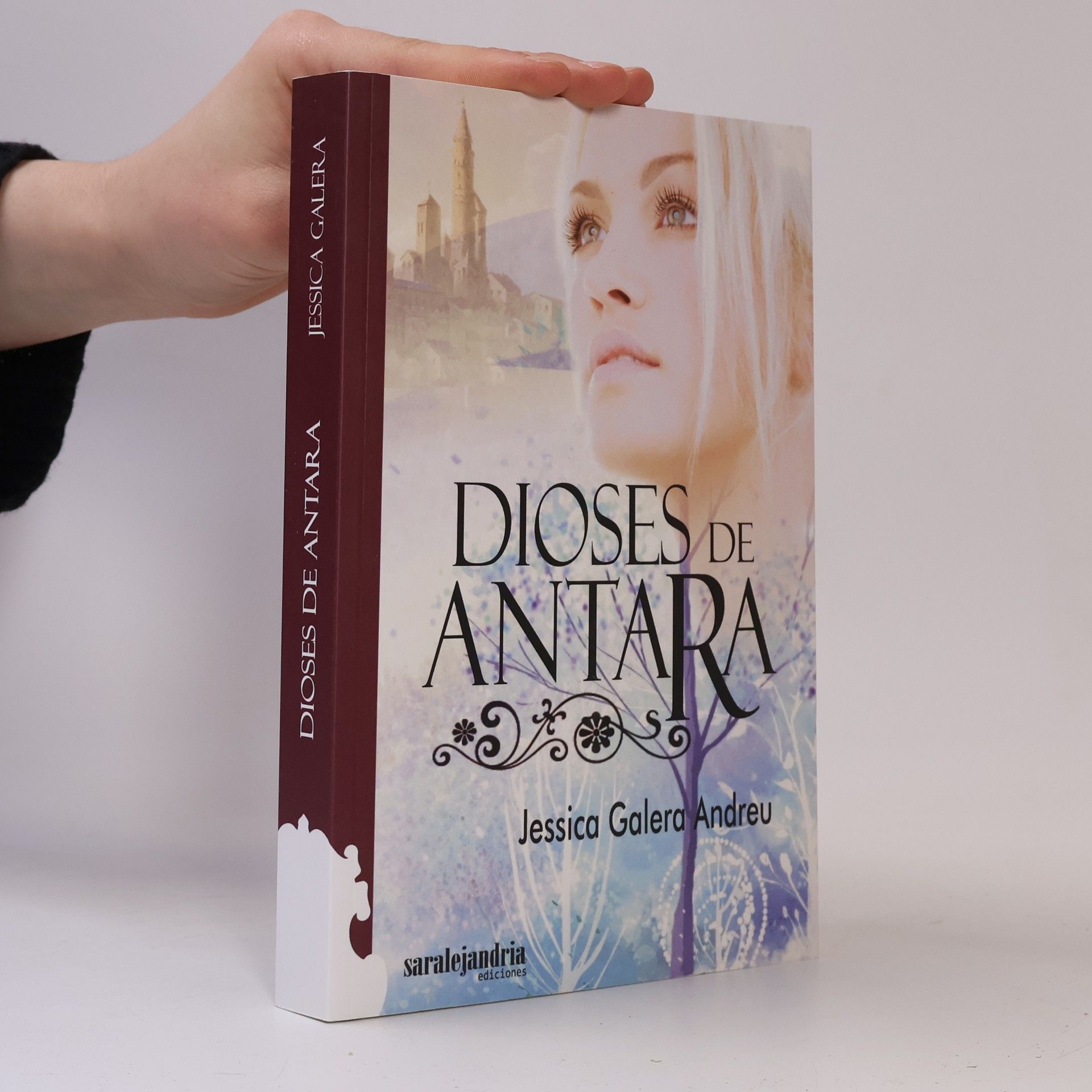 Jessica Galera Andreu Dioses de Antara