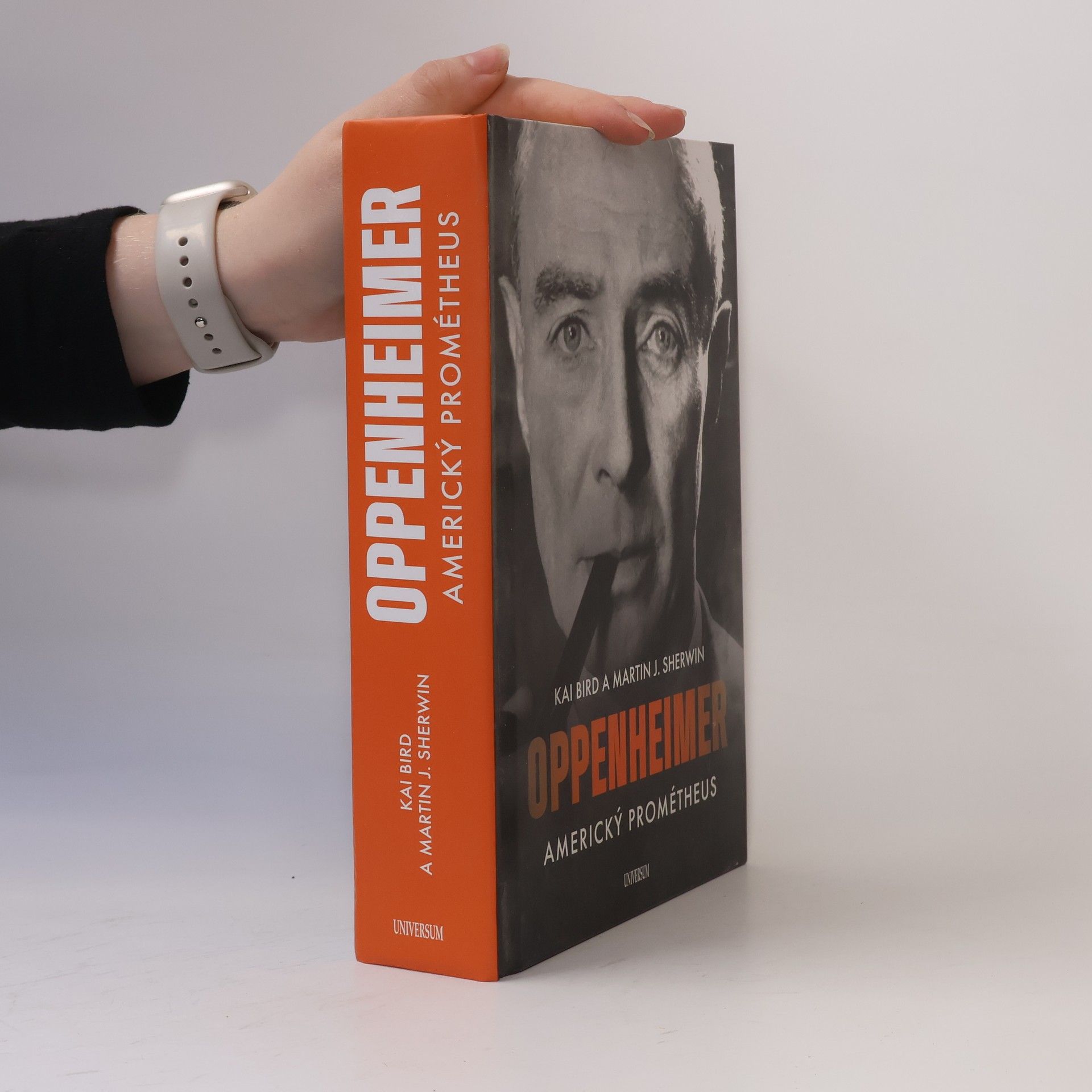 Oppenheimer. Americký Prométheus
