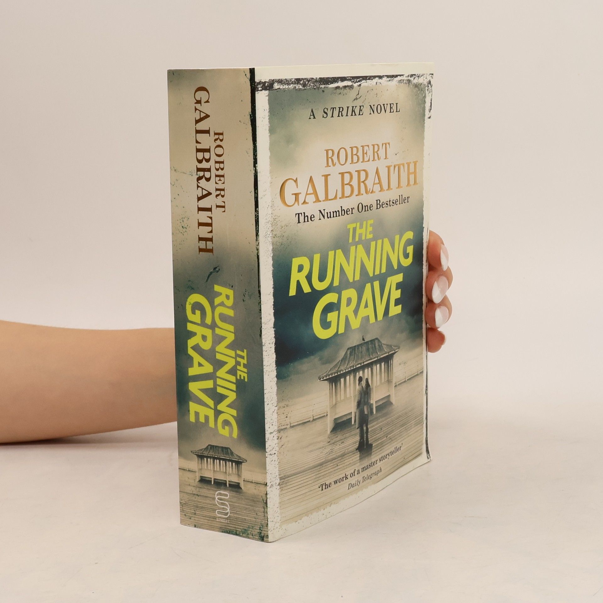 J. K. Rowling The Running Grave: Cormoran Strike Book 7