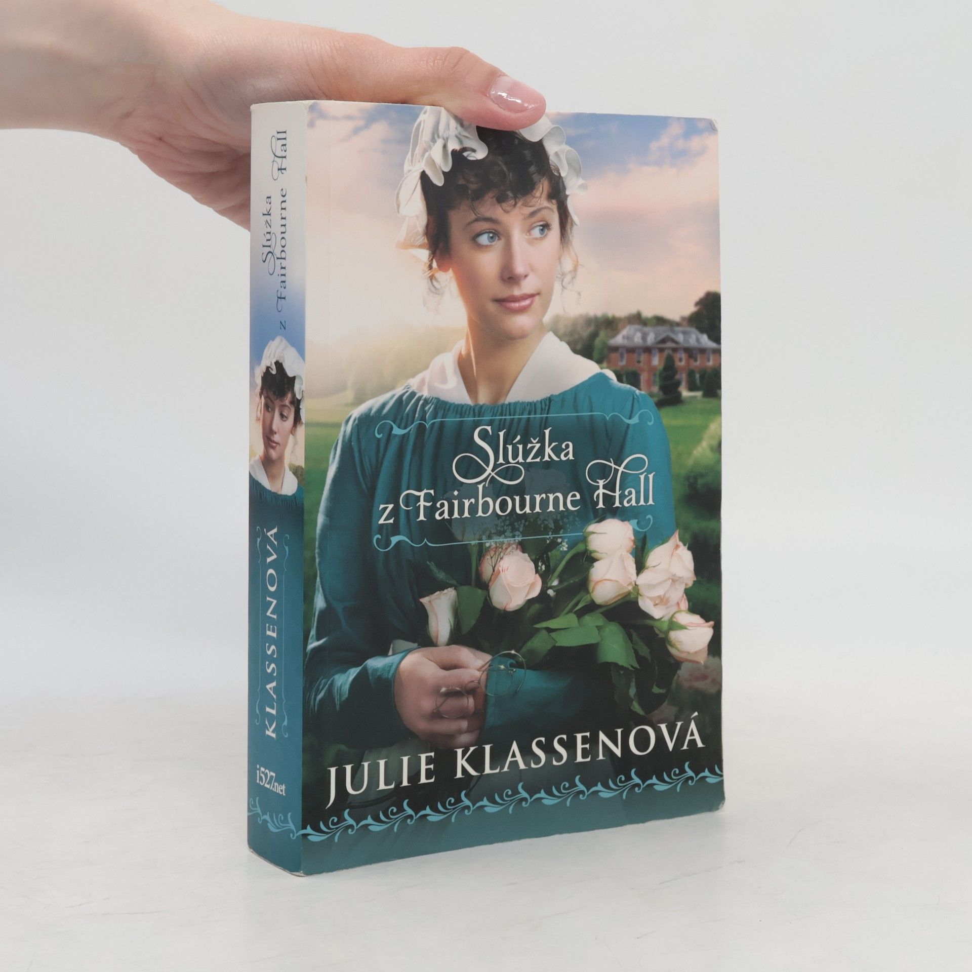 Julie Klassen Slúžka z Fairbourne Hall