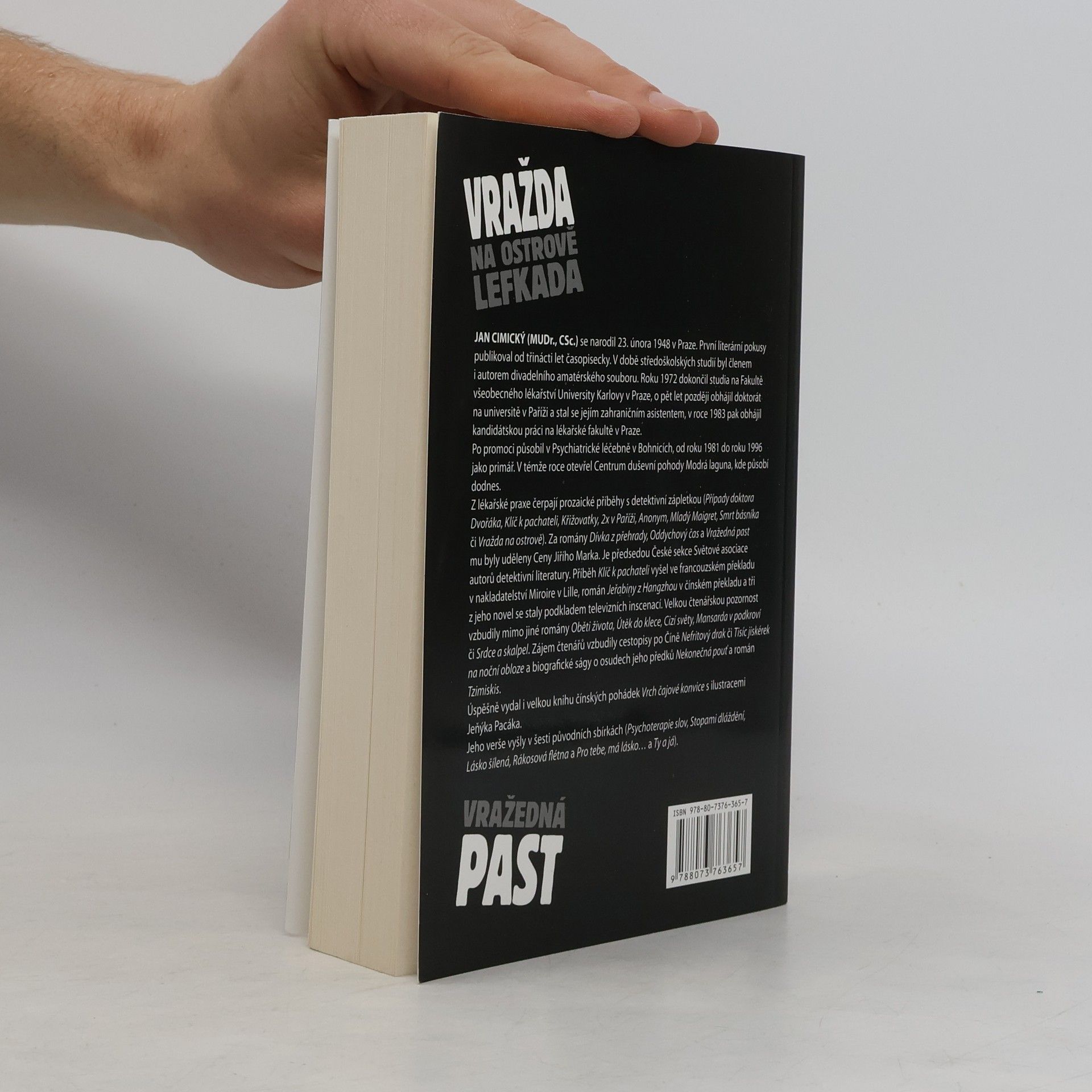 Jan Cimický Vražda na ostrově Lefkada / Vražedná past