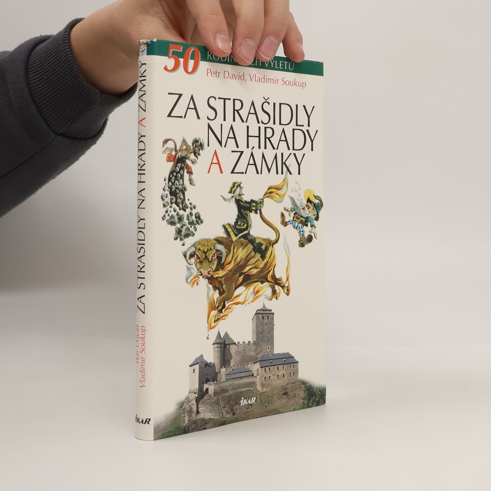 P. David Za strašidly na hrady a zámky