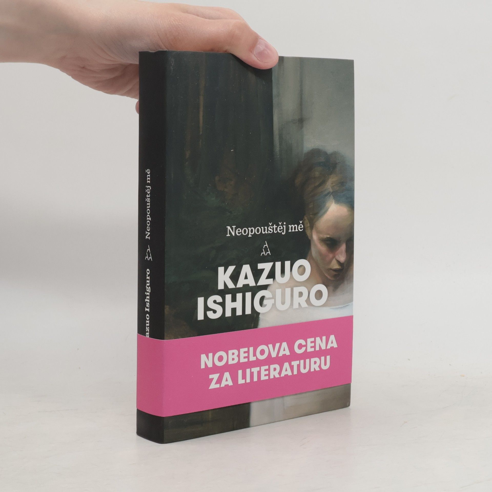 Kazuo Ishiguro Neopouštěj mě