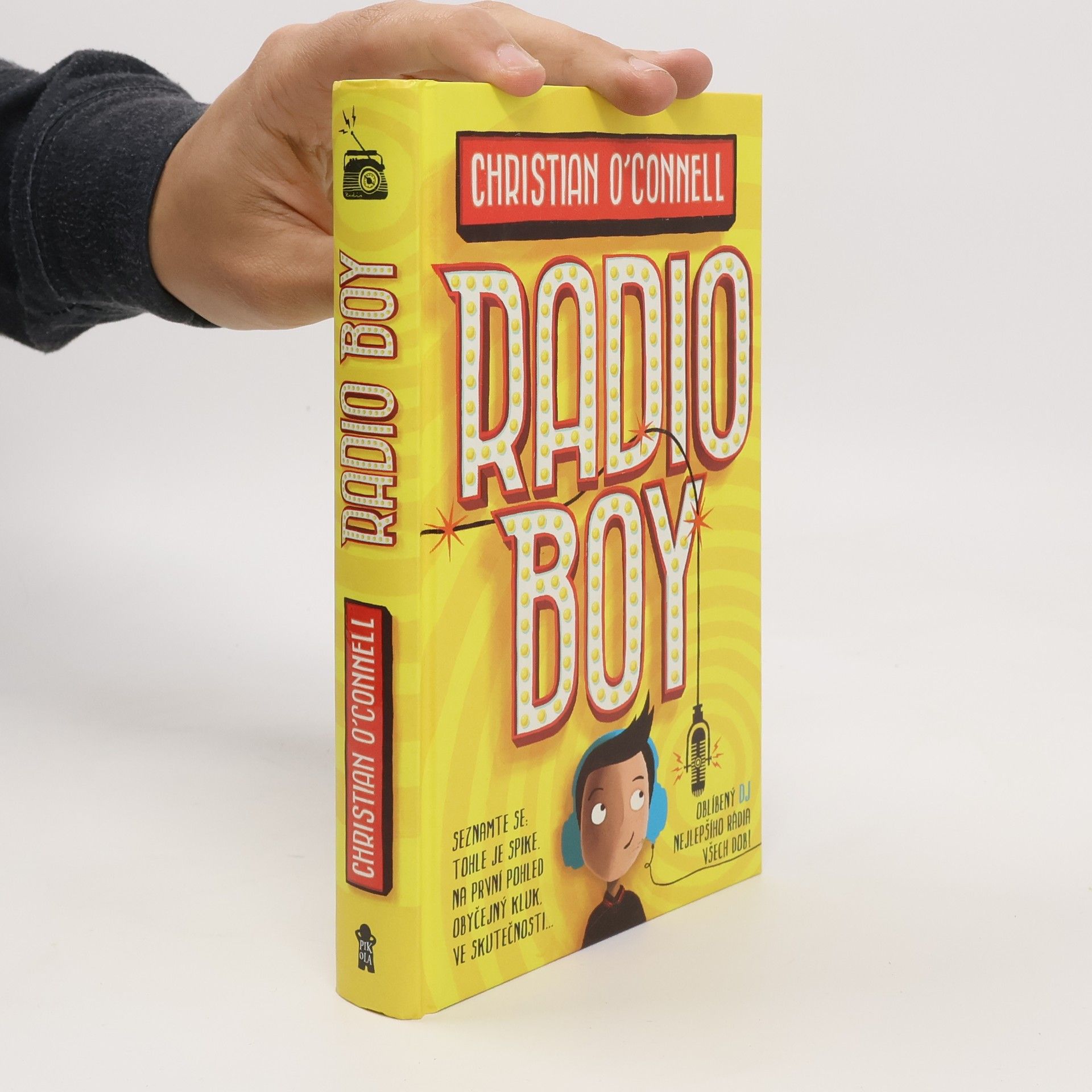 Radio boy