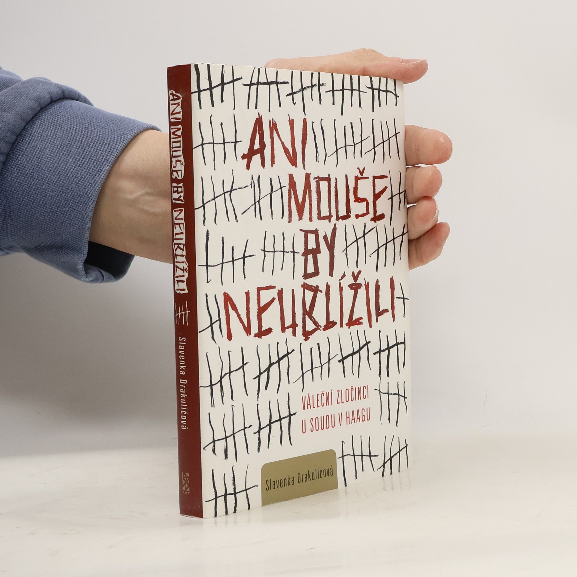 Slavenka Drakulić Ani mouše by neublížili