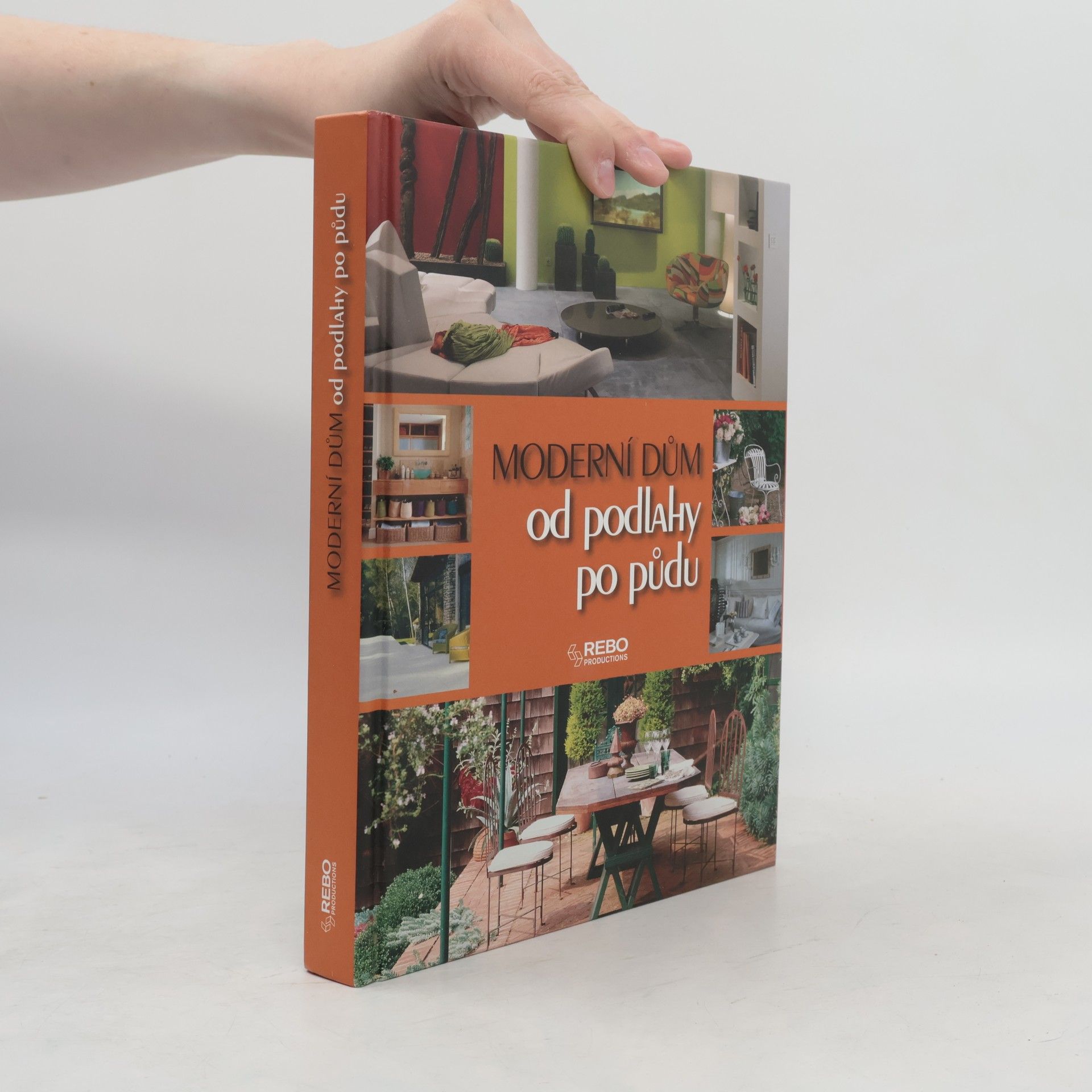 AA.VV. Moderní dům od podlahy po půdu