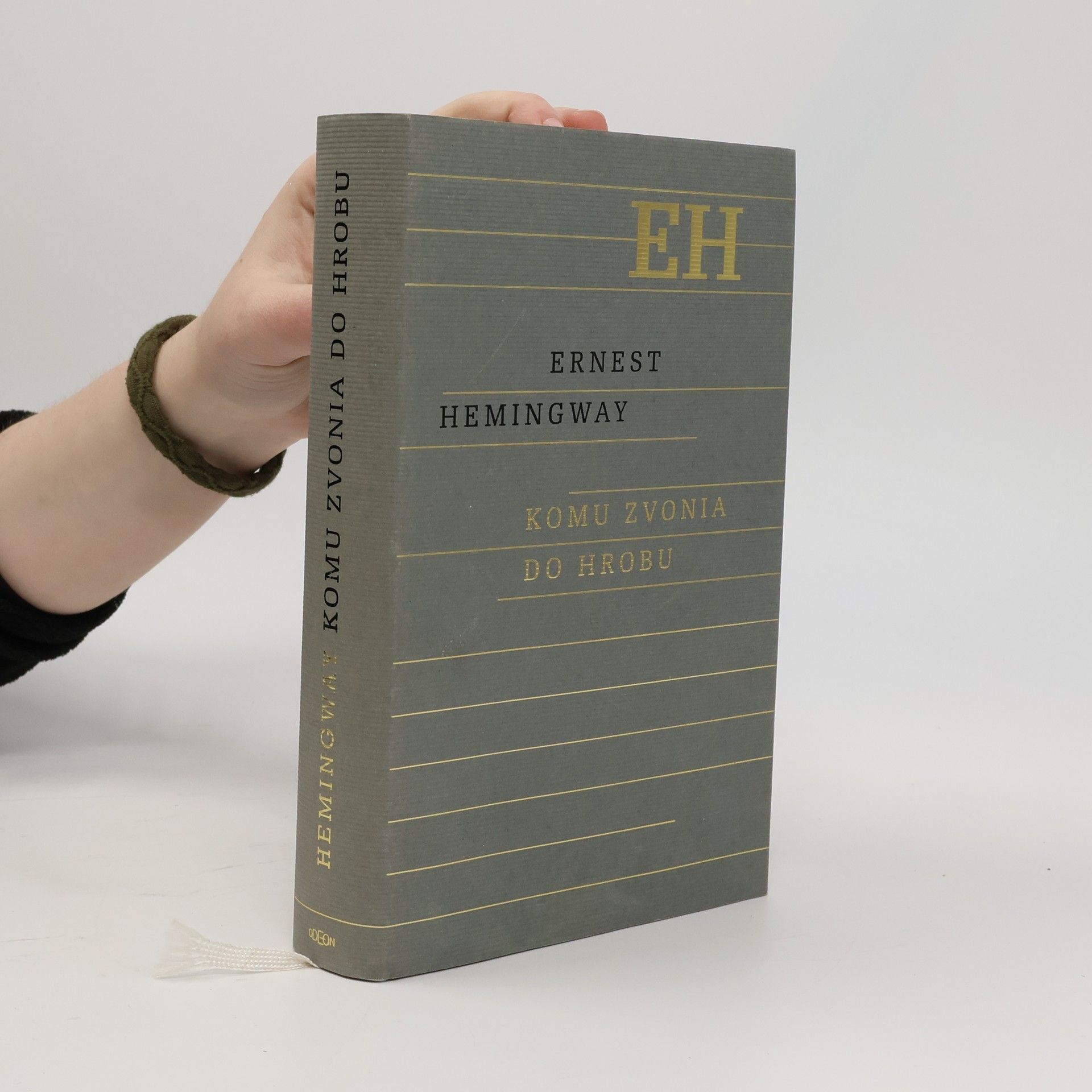 Ernest Hemingway Komu zvonia do hrobu