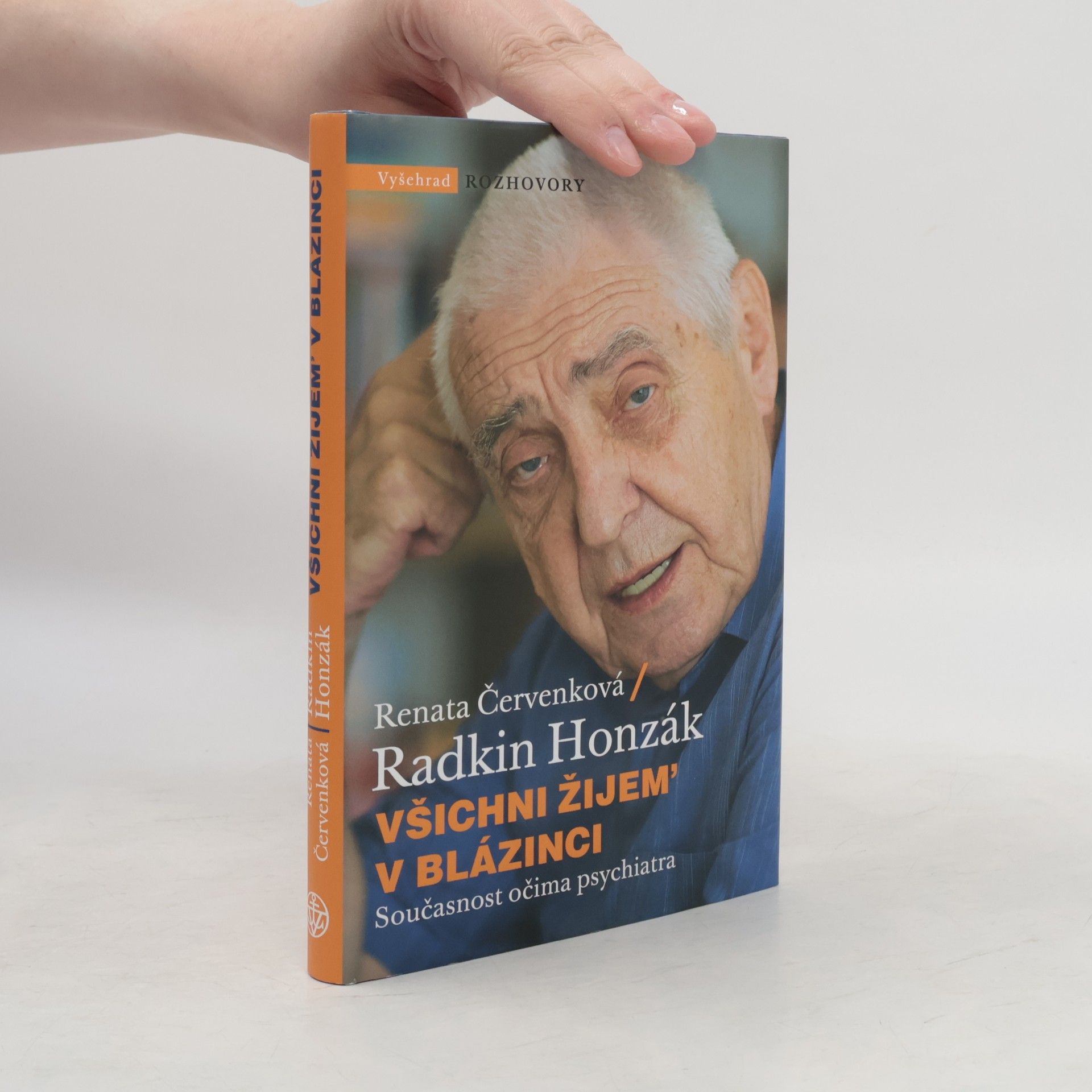 Renata Červenková Všichni žijem' v blázinci
