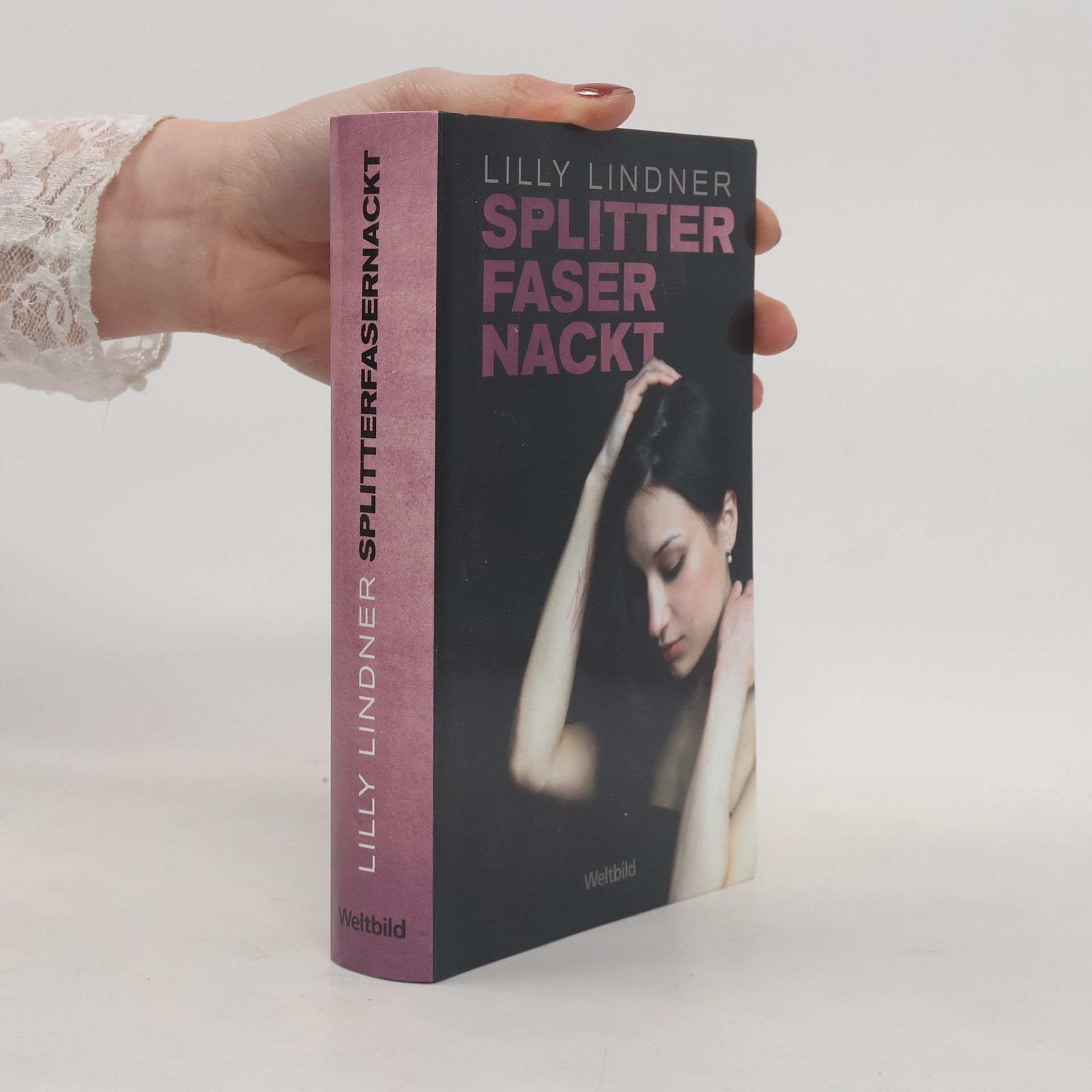 Lilly Lindner Splitterfasernackt