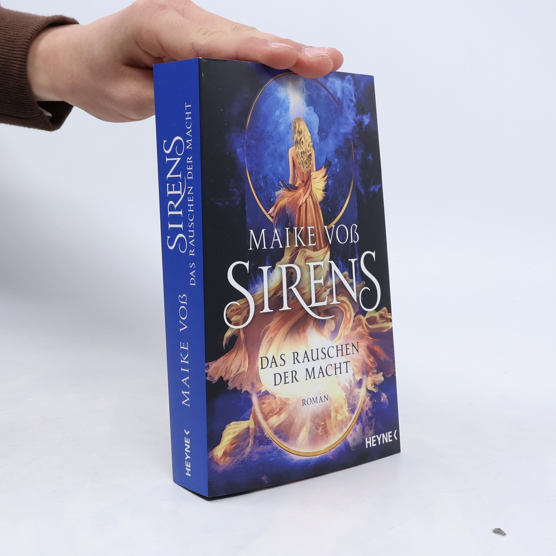 Maike Voß Sirens – Das Rauschen der Macht. Mit farbig gestaltetem Buchschnitt – nur in limitierter Erstauflage der gedruckten Ausgabe - Roman