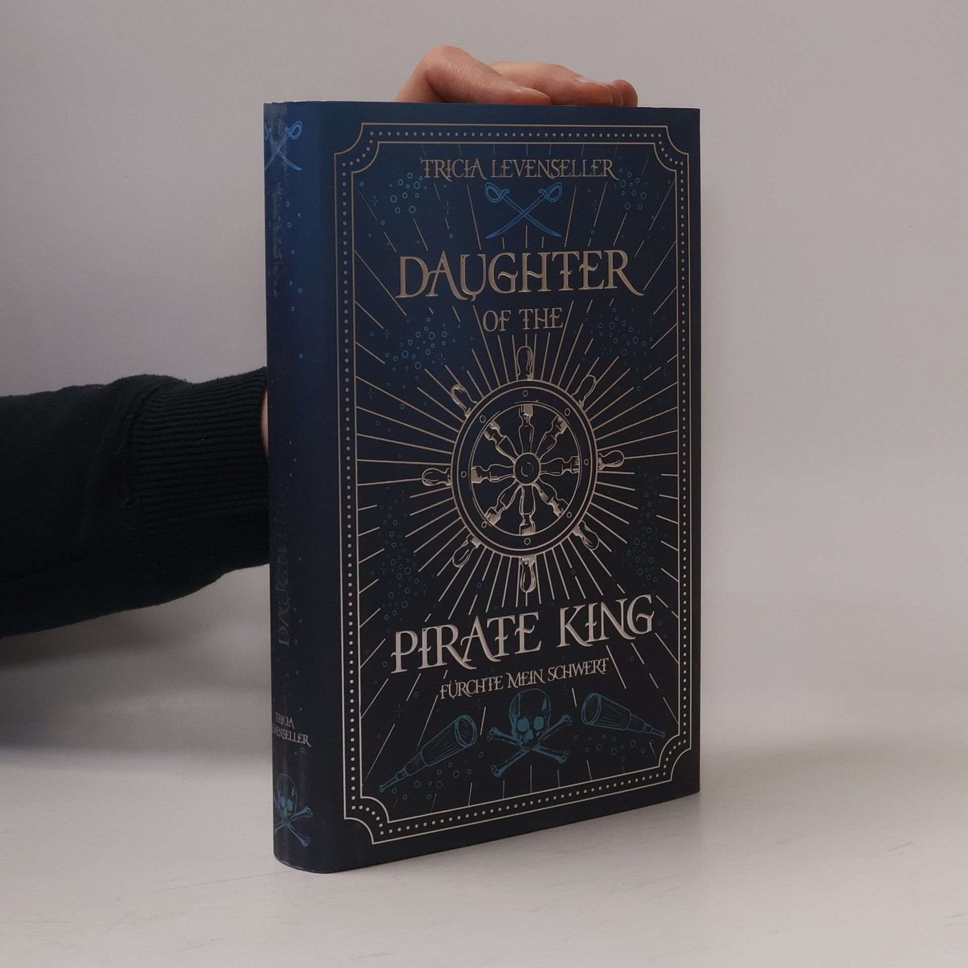 Tricia Levenseller Daughter of the Pirate King