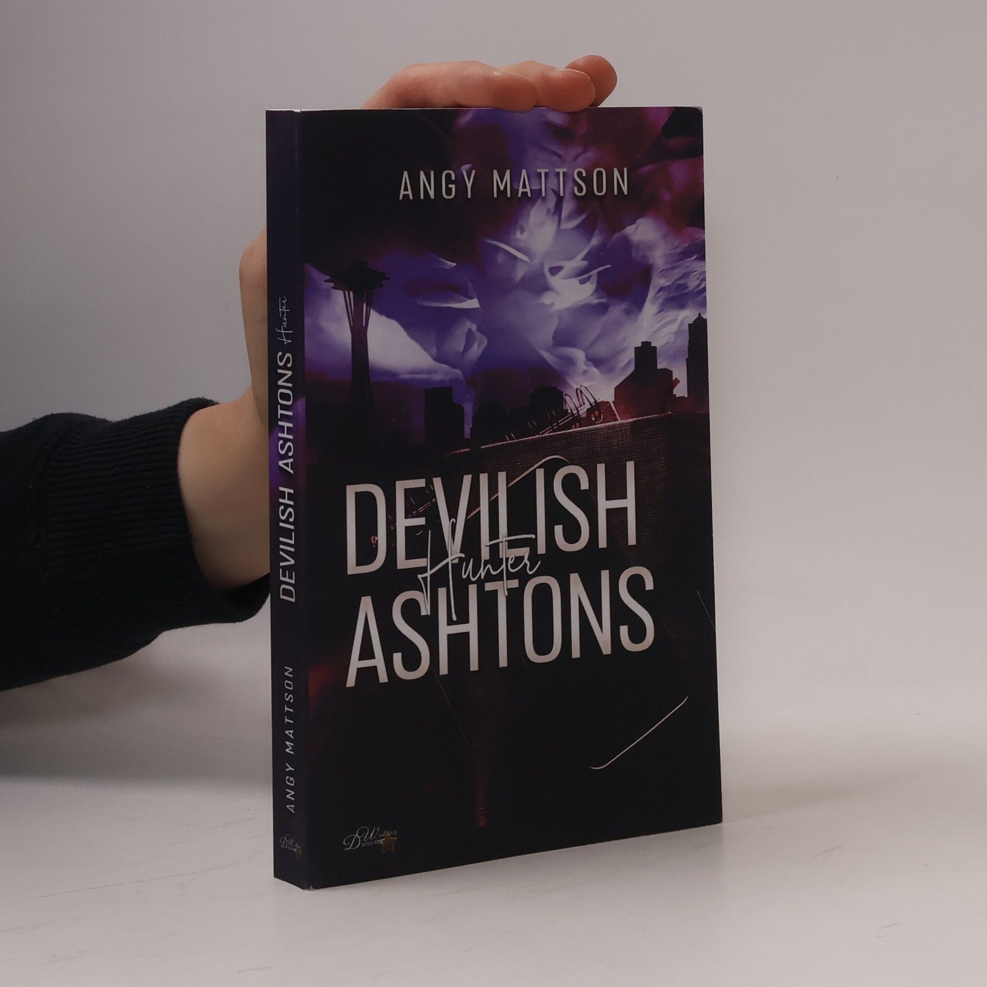 Angy Mattson Devilish Ashtons. Hunter