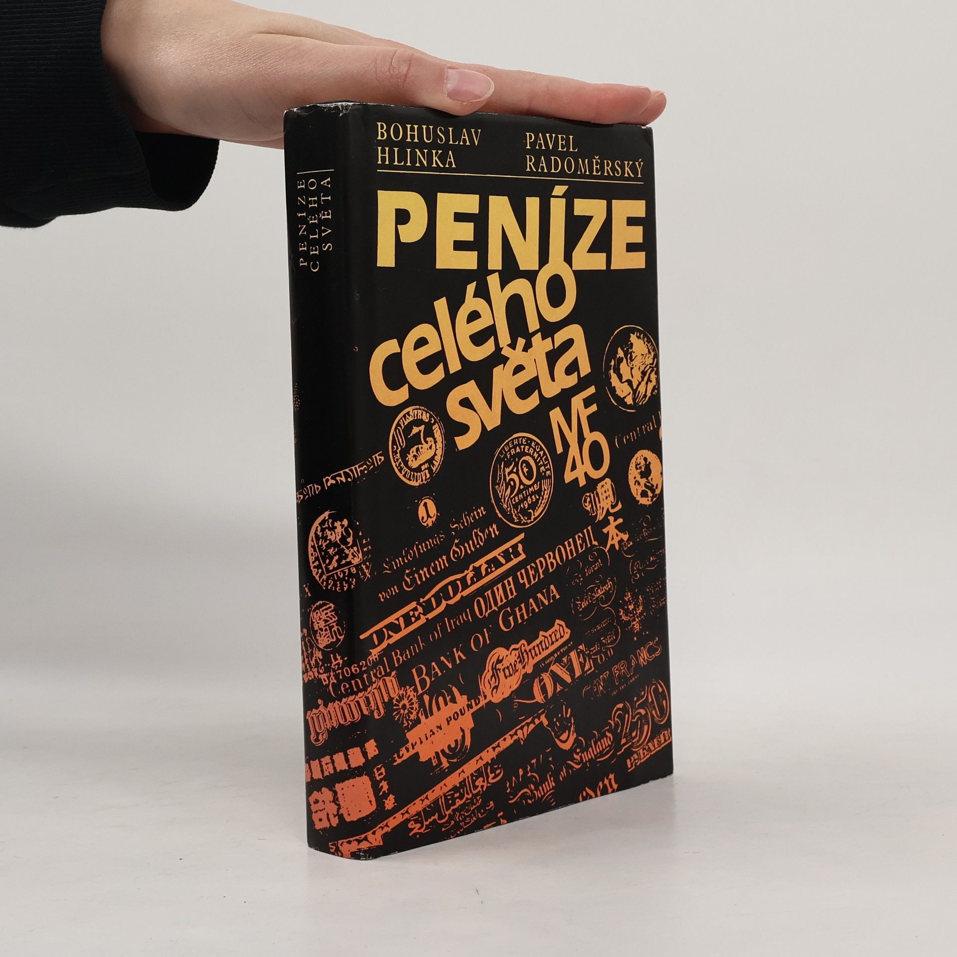 Pavel Radoměrský Peníze celého světa