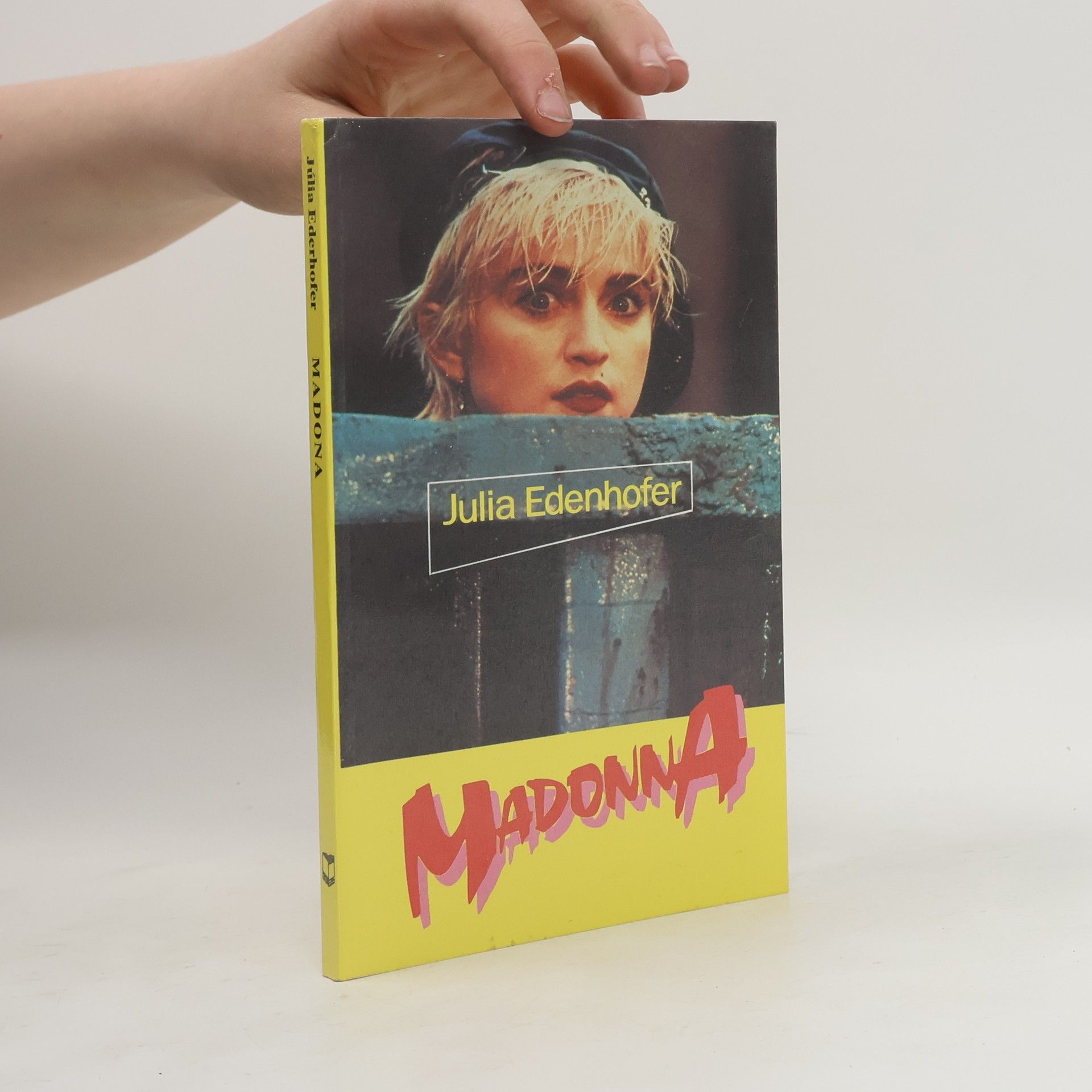 Julia Edenhofer Madonna