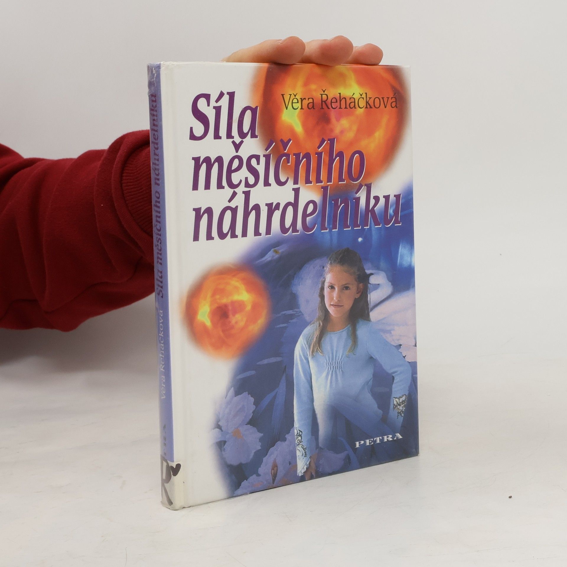 Věra Řeháčková Síla měsíčního náhrdelníku