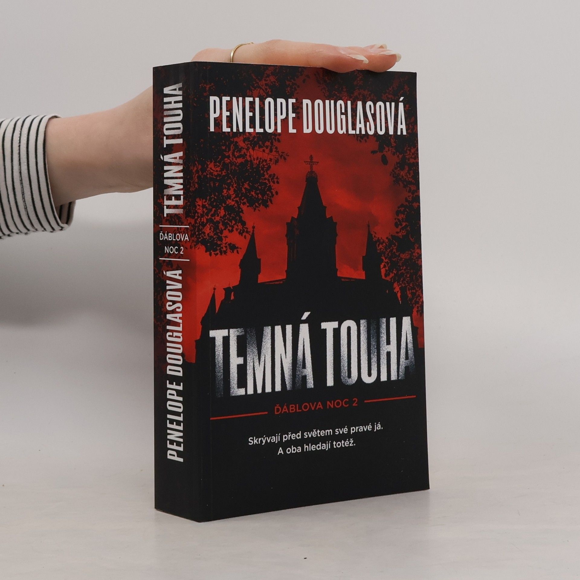 Penelope Douglas Temná touha