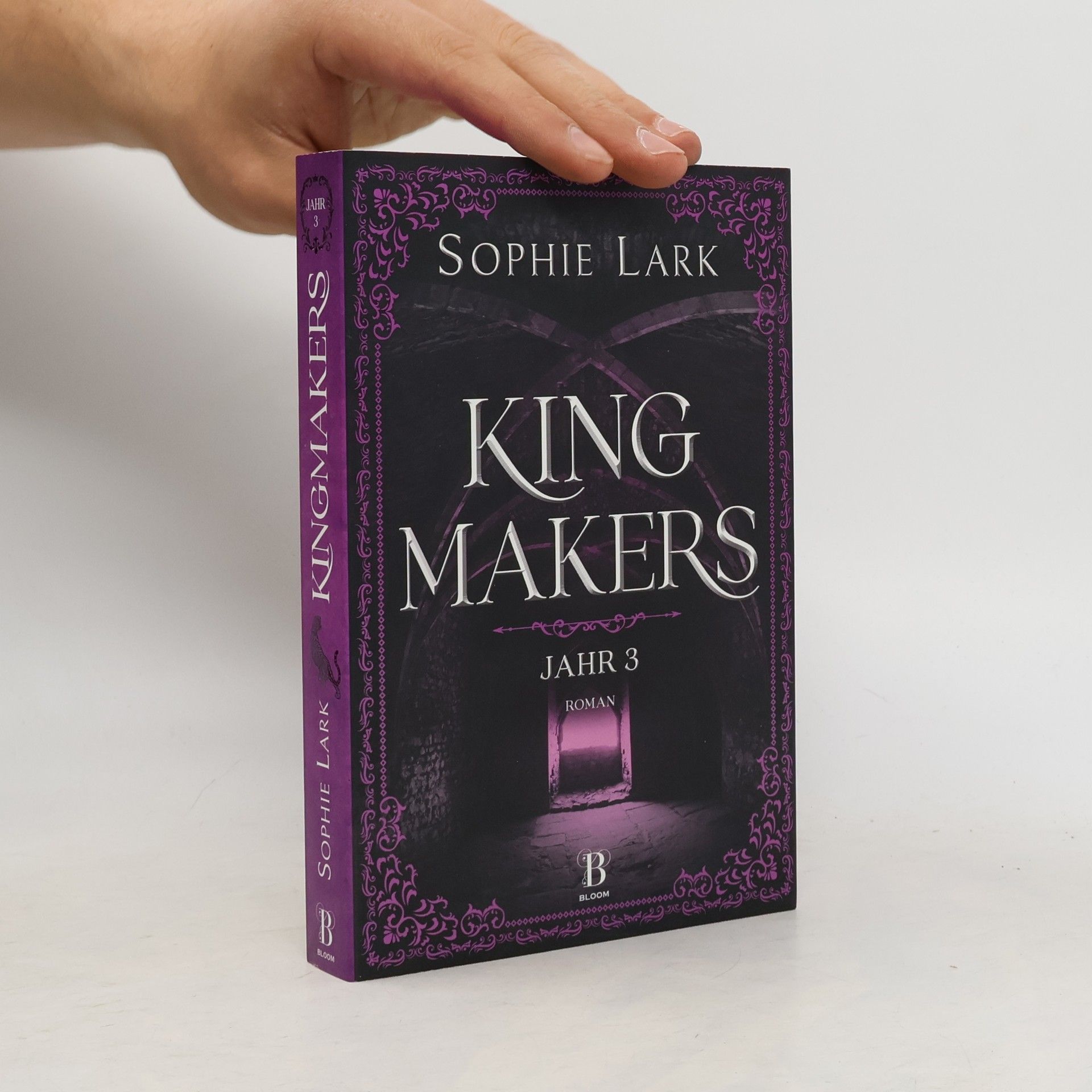 Kingmakers. Jahr 3