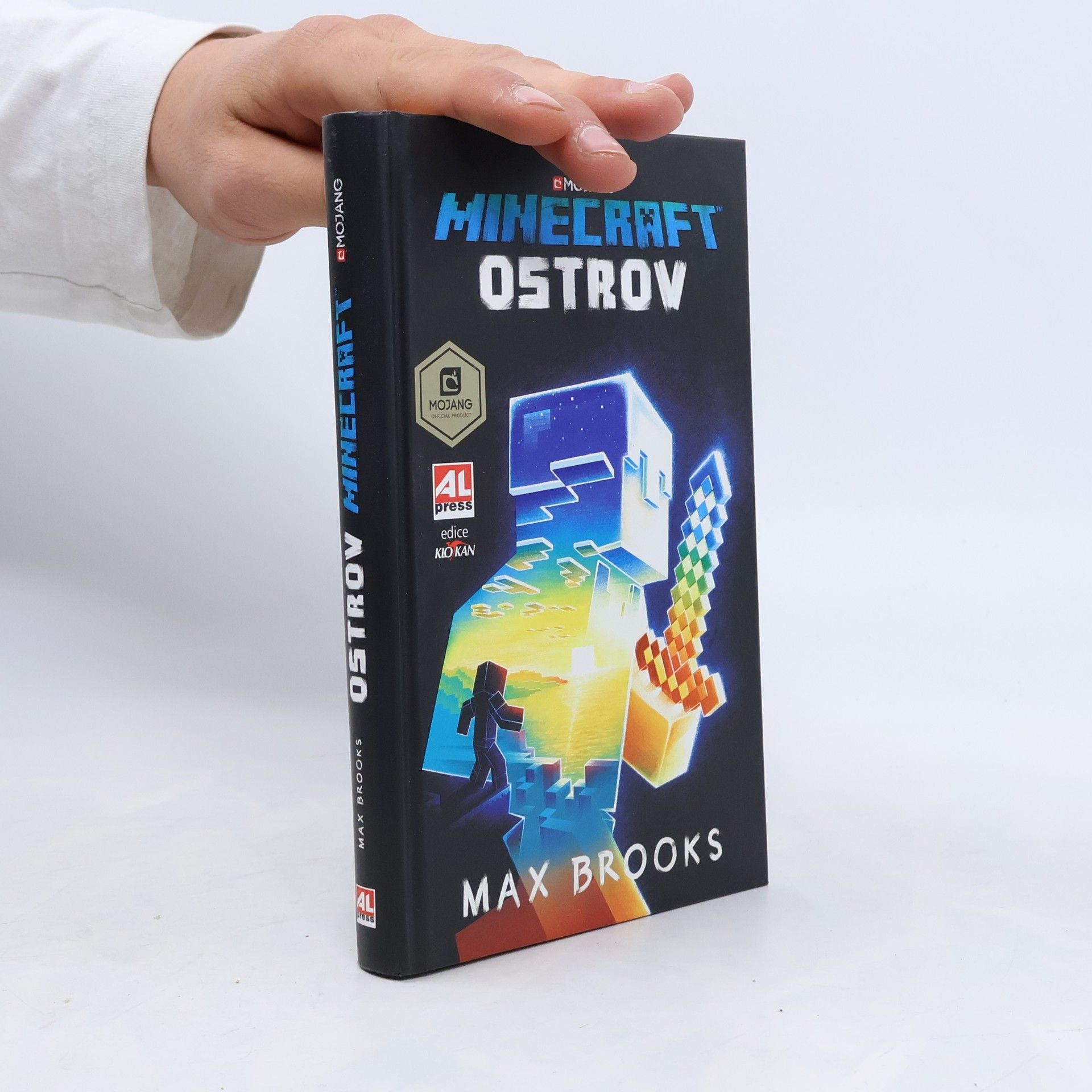 Max Brooks Ostrov