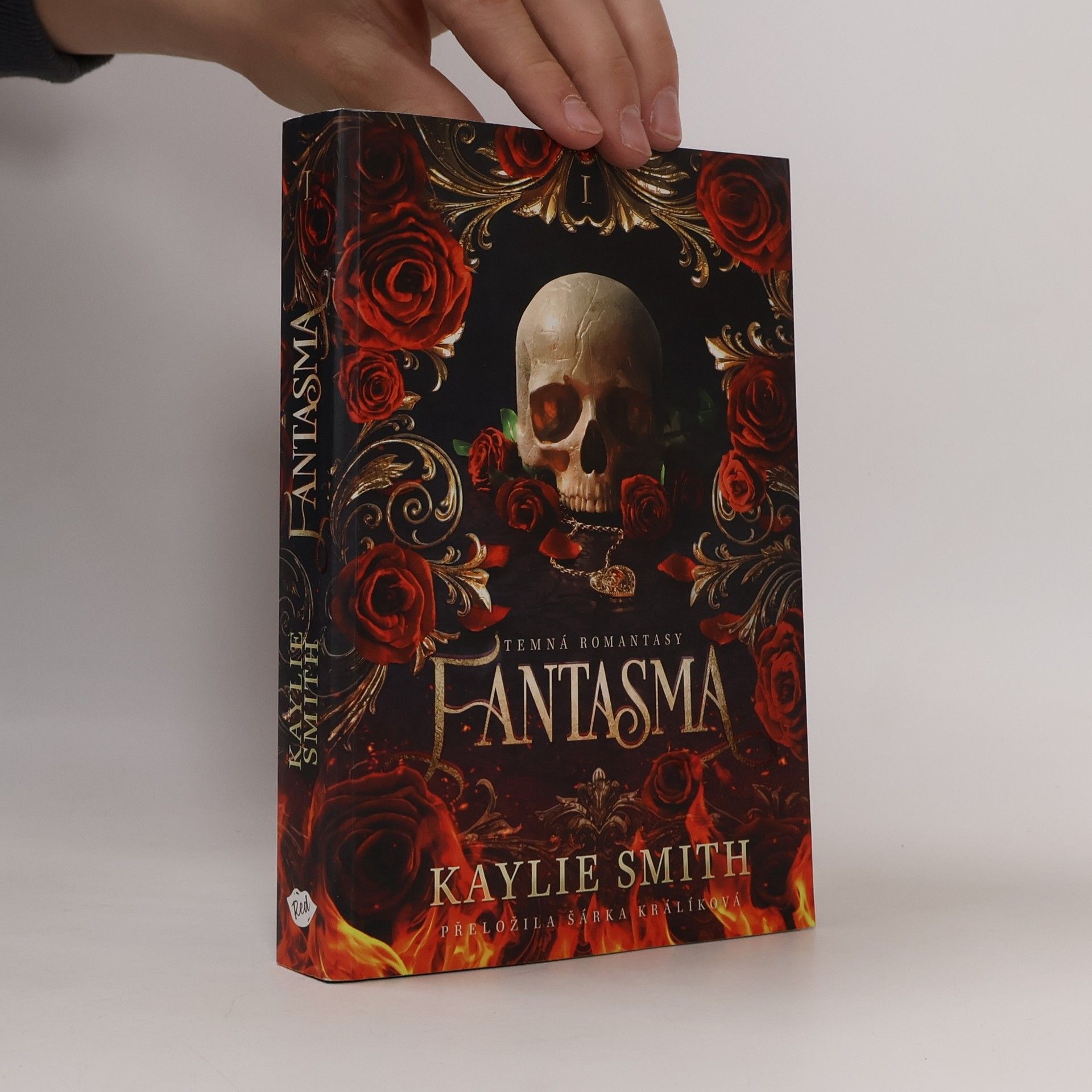 Kaylie Smith Hříšné hry. První díl, Fantasma