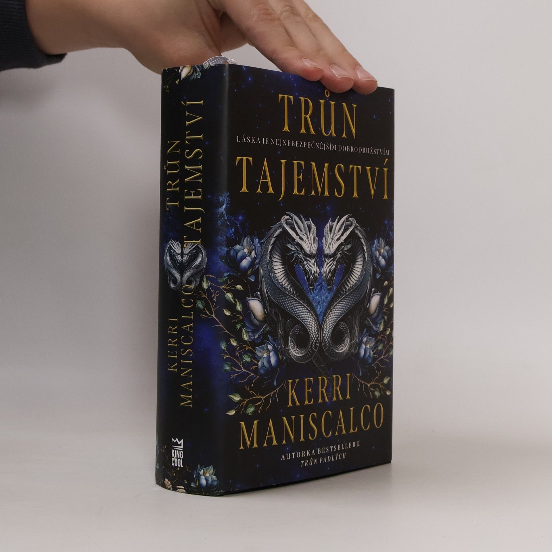 Trůn tajemství