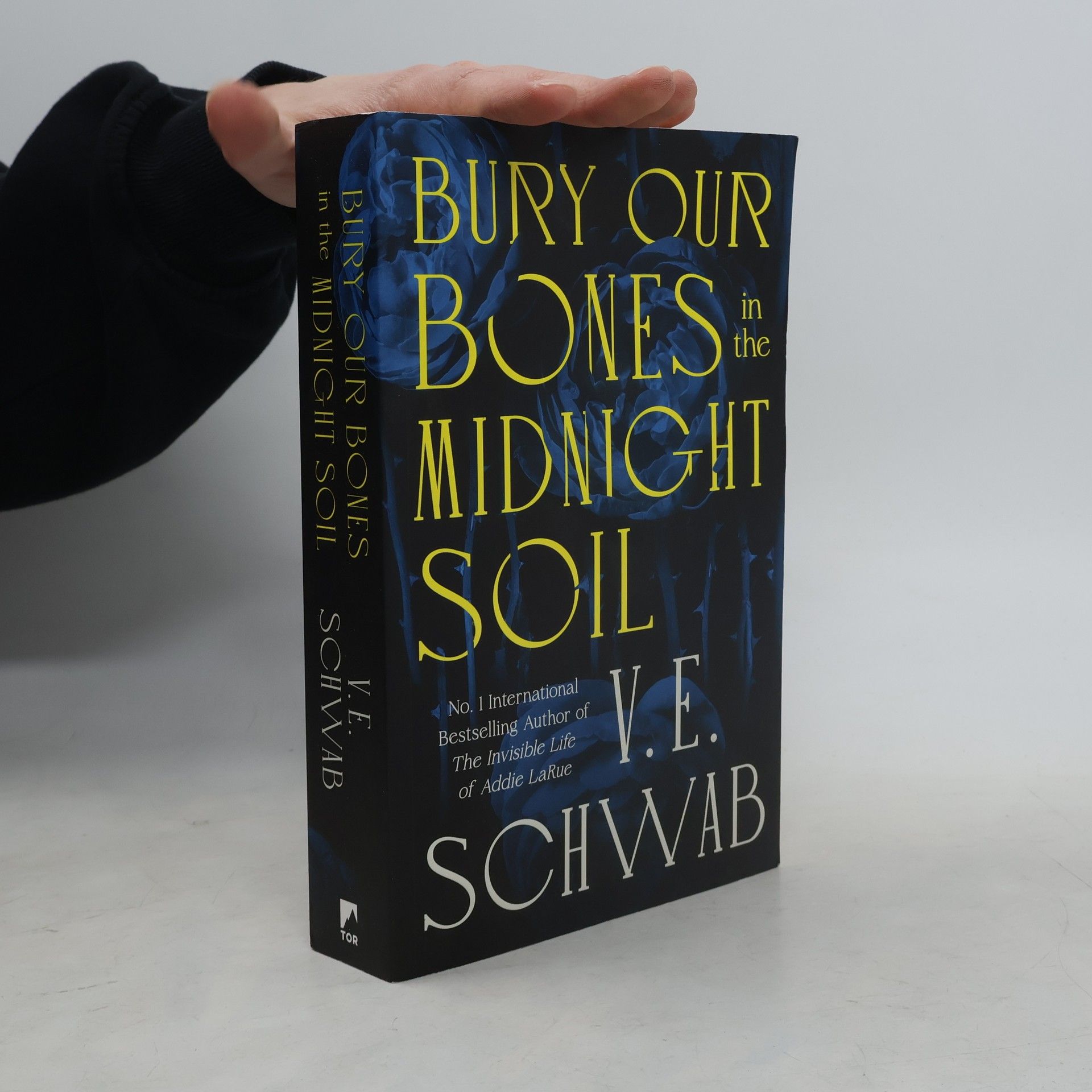 V. E. Schwab Bury Our Bones in the Midnight Soil