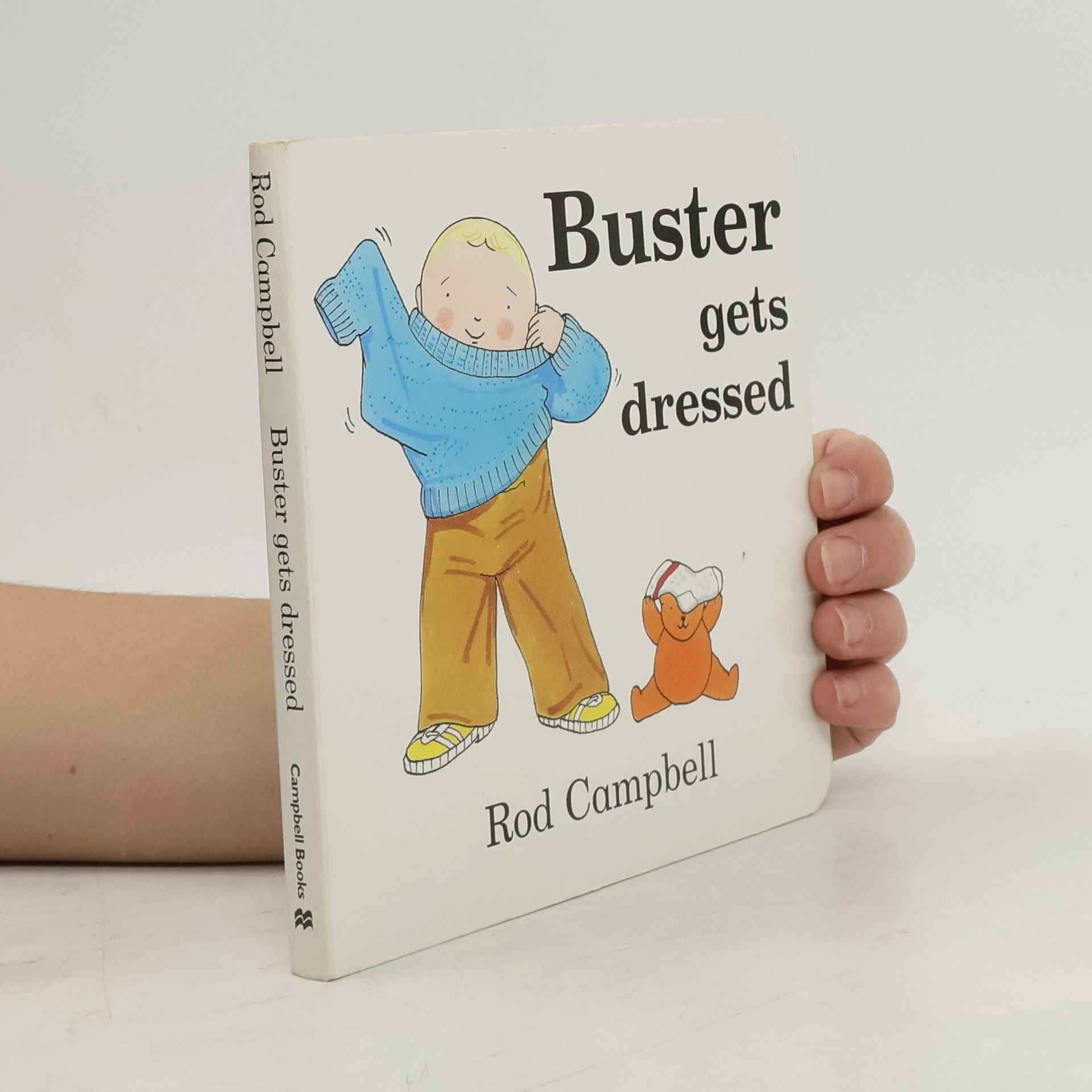 Rod Campbell Buster: Buster Gets Dressed