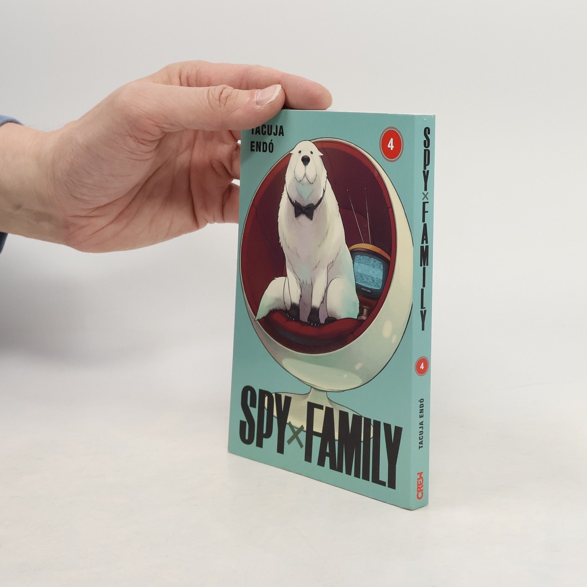 Tacuja Endó Spy x Family 4