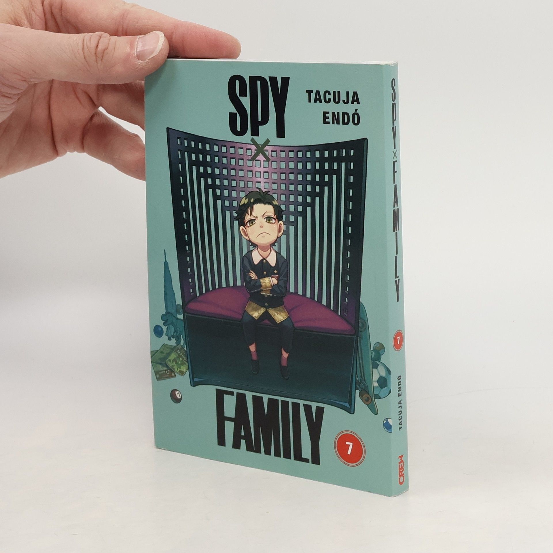 Tacuja Endó Spy x family: 7