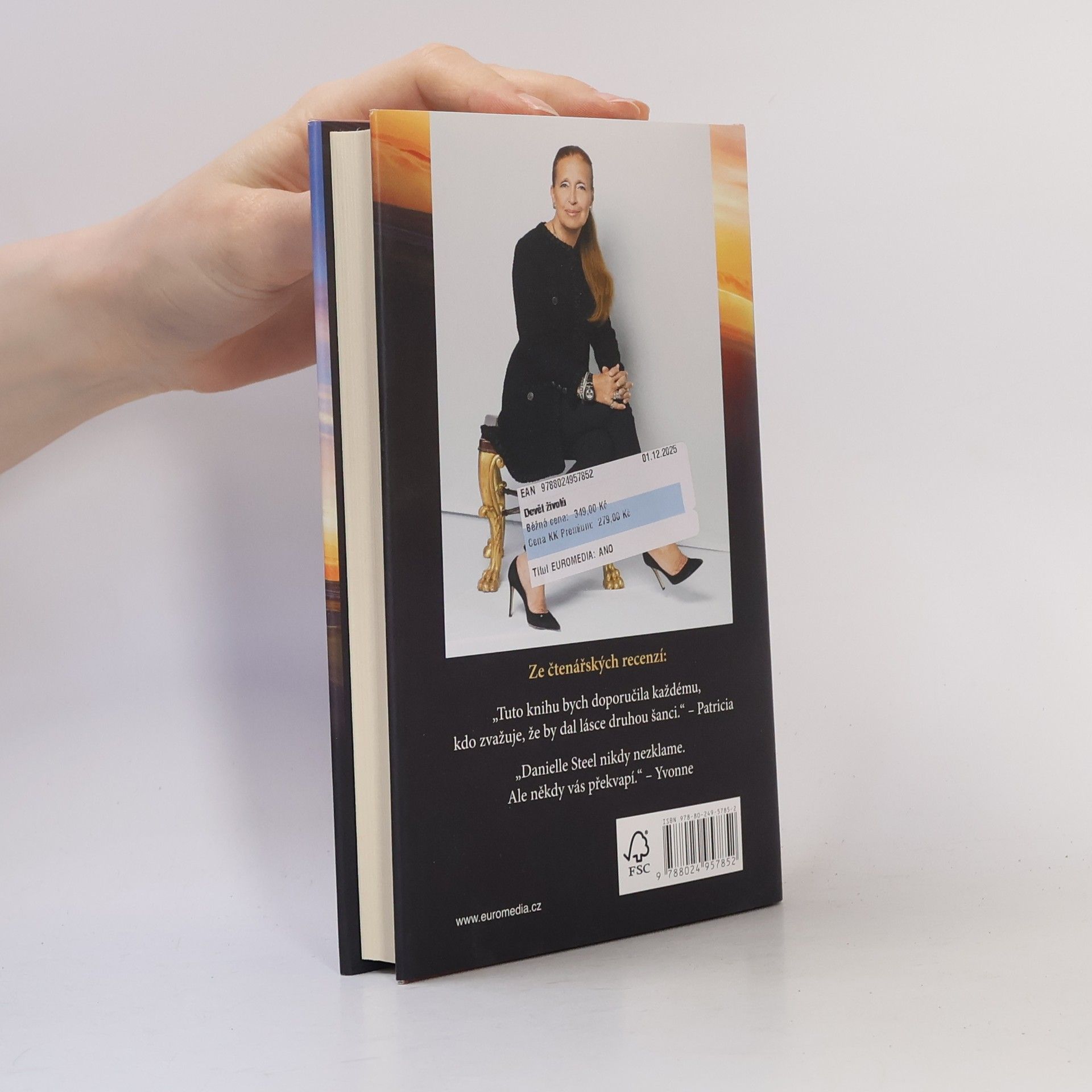 Danielle Steel Devět životů