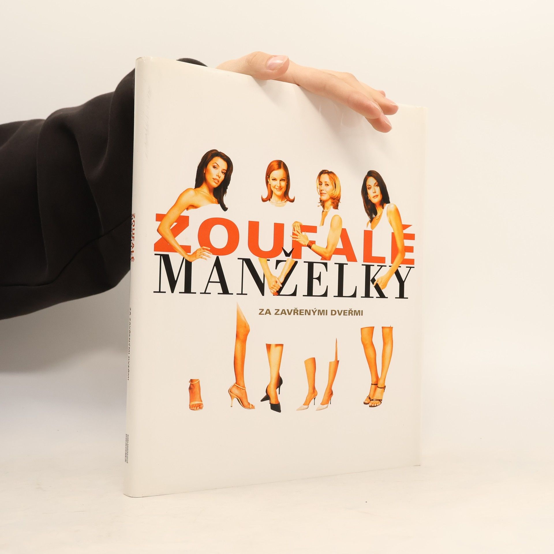 Zoufalé manželky: Za zavřenými dveřmi