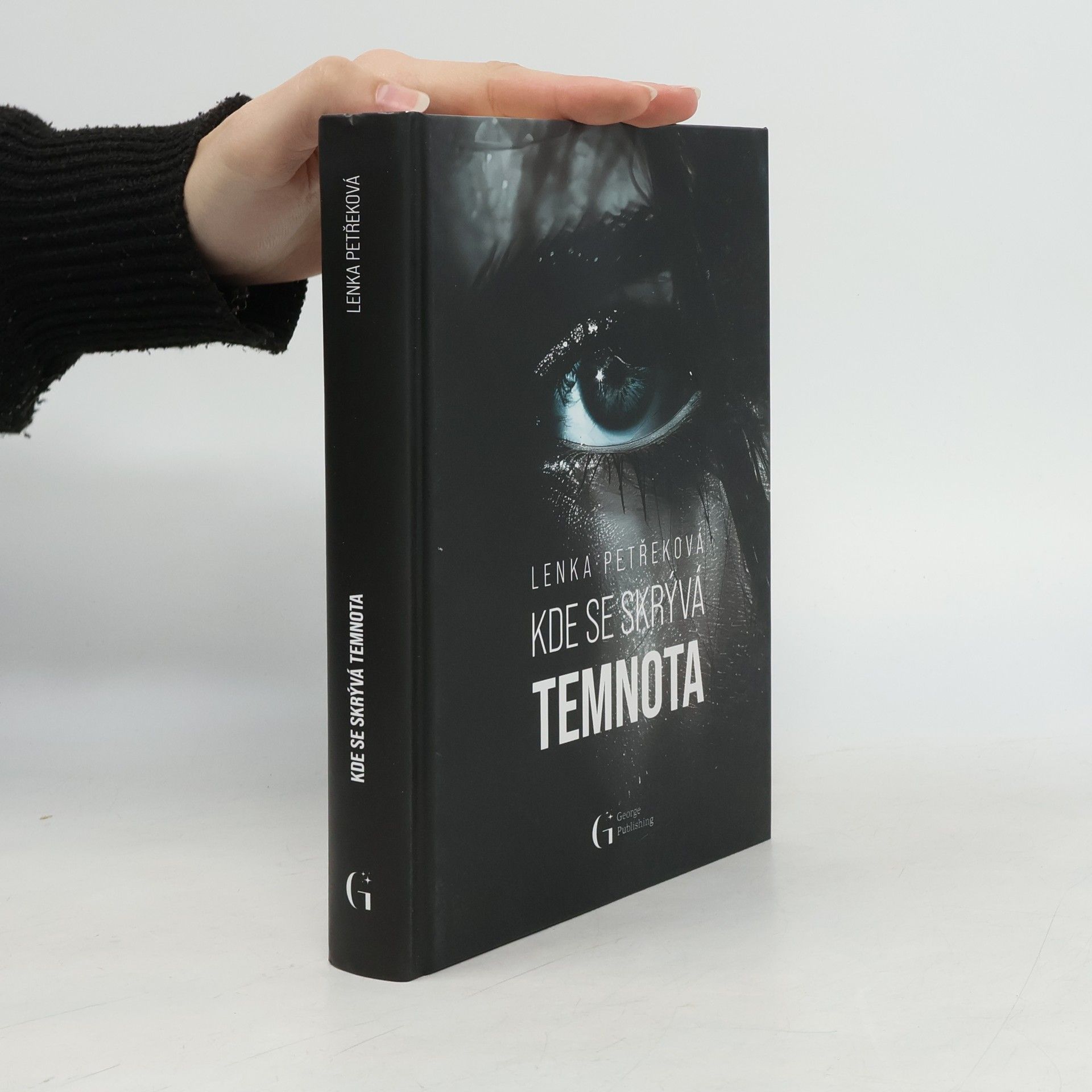 Lenka Petřeková Kde se skrývá temnota