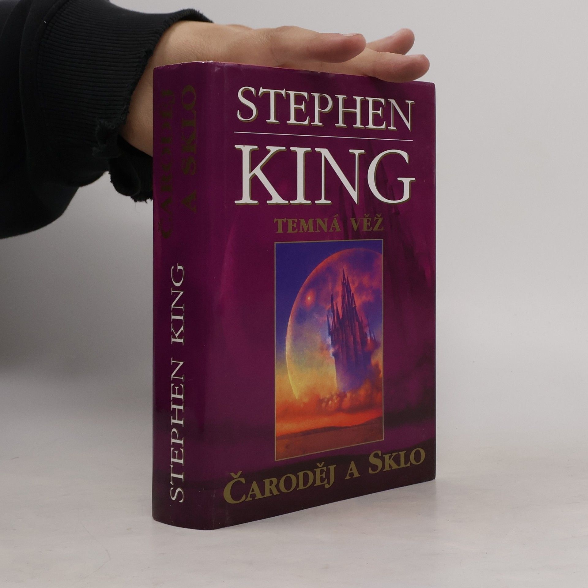 Stephen King Temná věž IV: Čaroděj a sklo