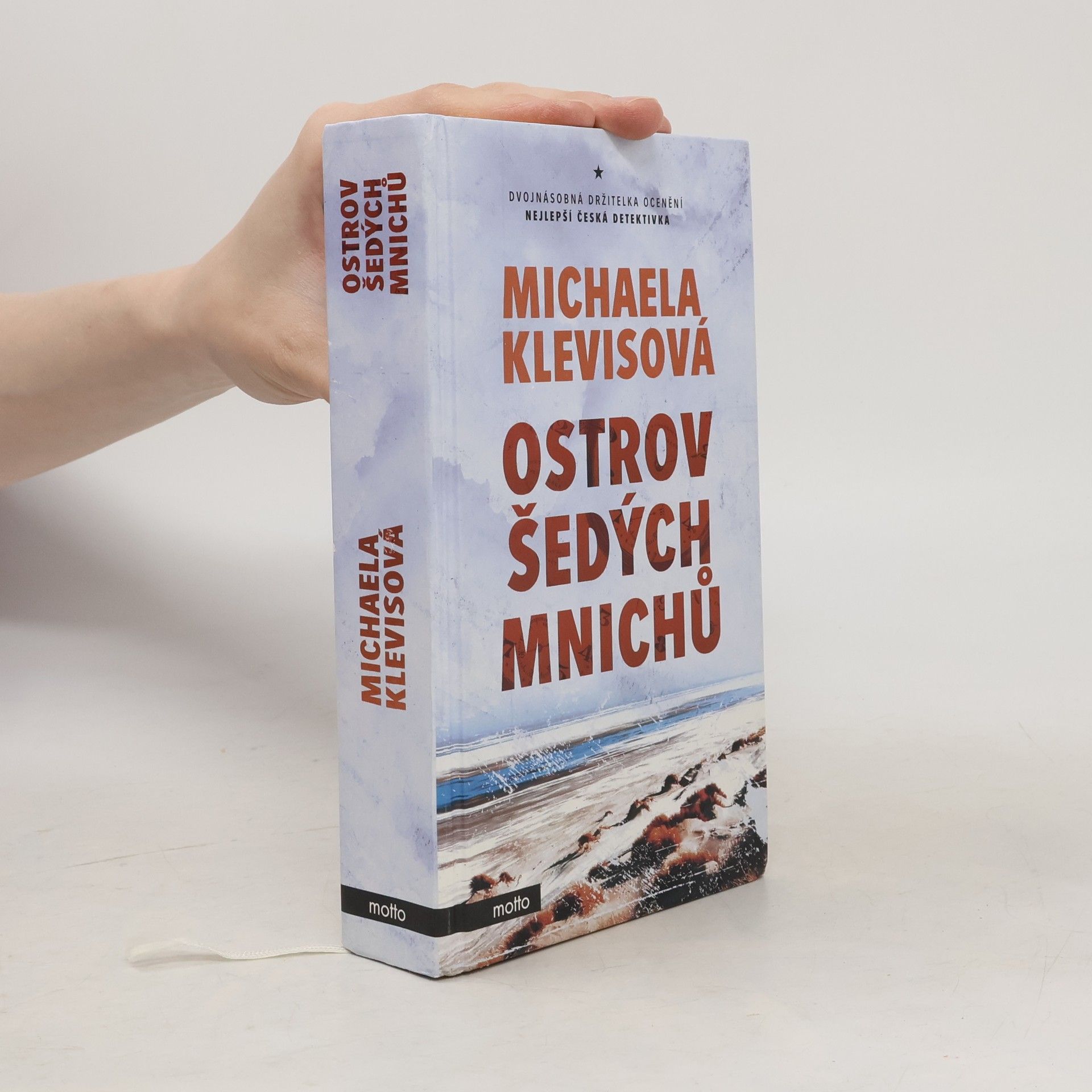 Michaela Klevisová Ostrov šedých mnichů