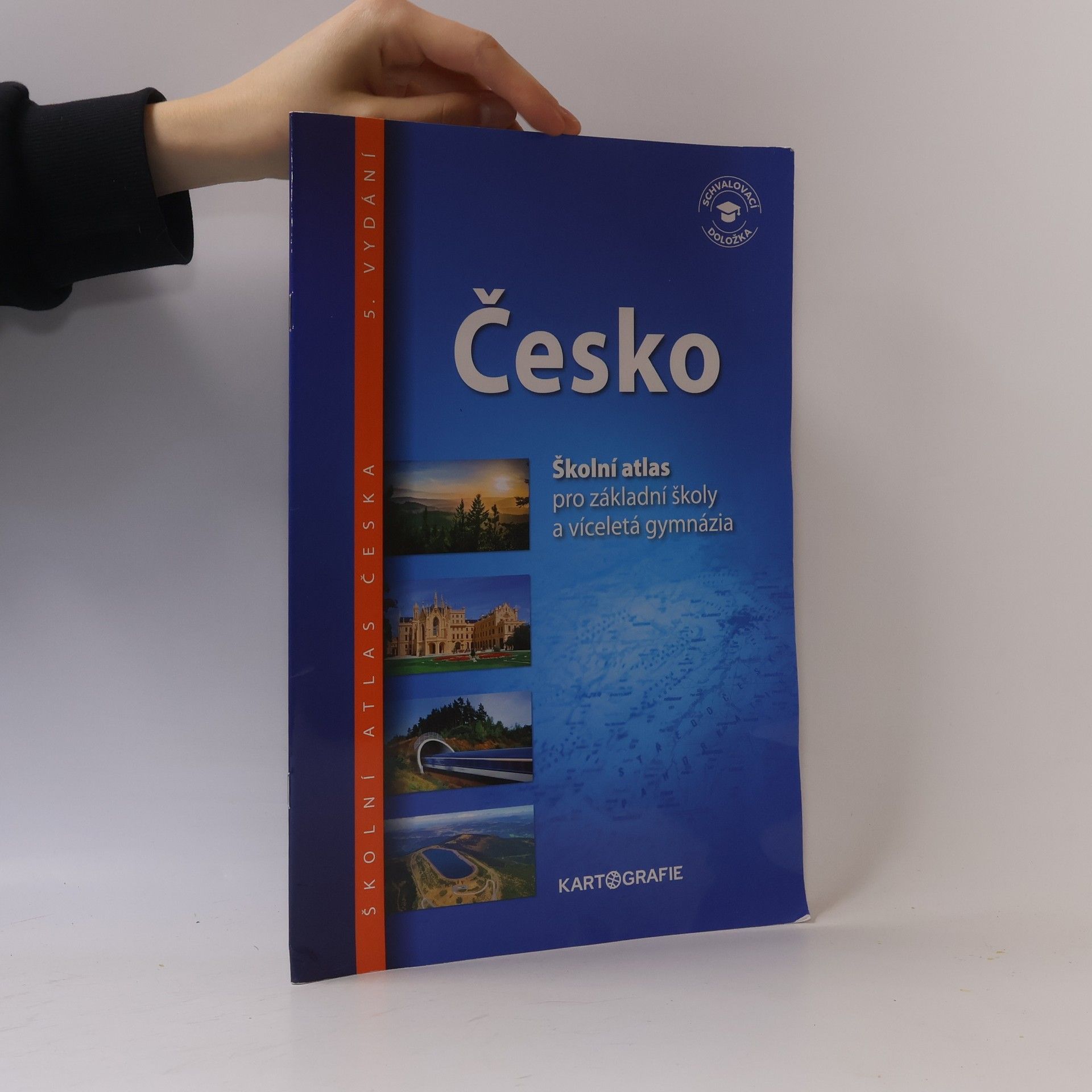 Kolektiv autorů Česko: školní atlas pro základní školy a víceletá gymnázia