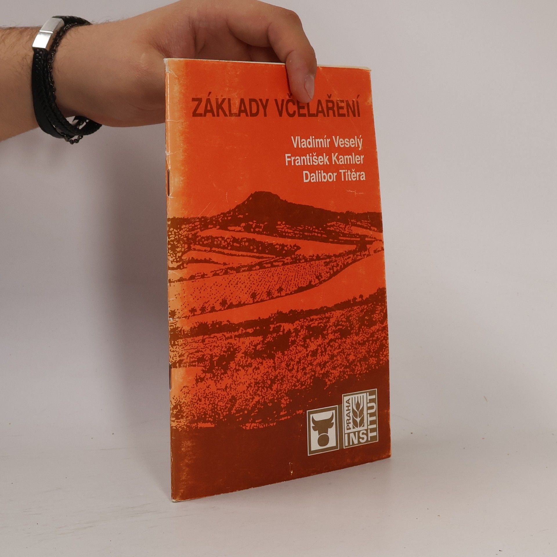 František Kamler Základy včelaření