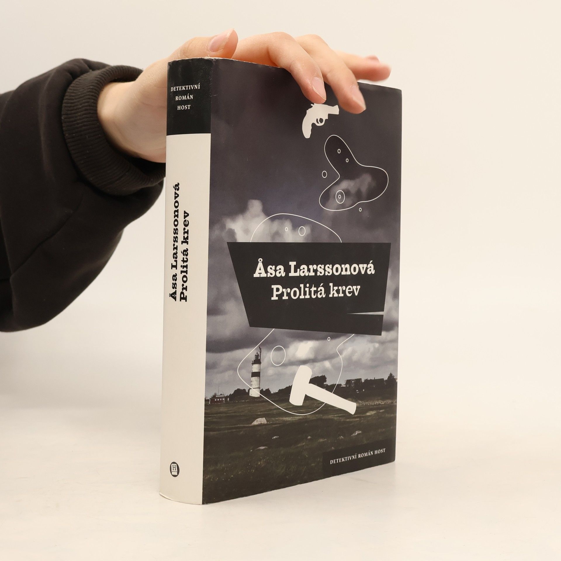 Åsa Larsson Prolitá krev